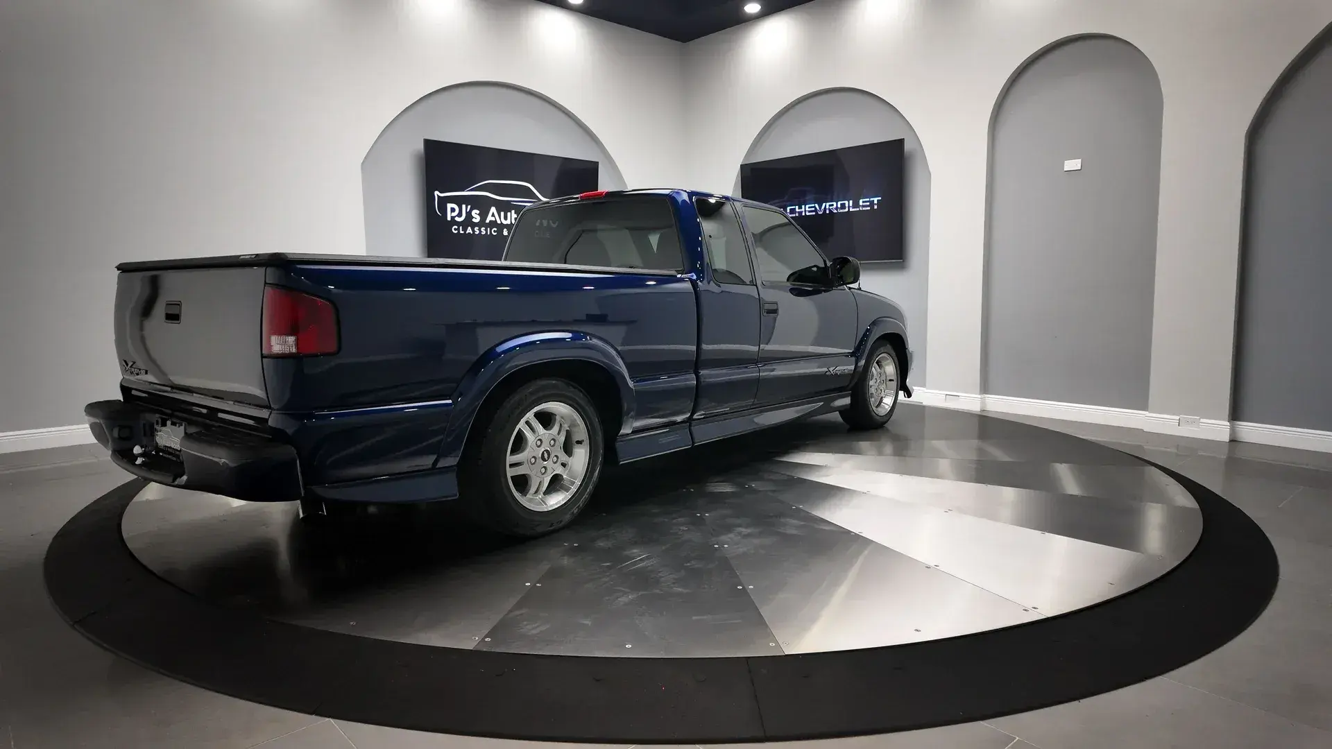 2003 Chevrolet S10 Extended Cab Xtreme Pickup - 5