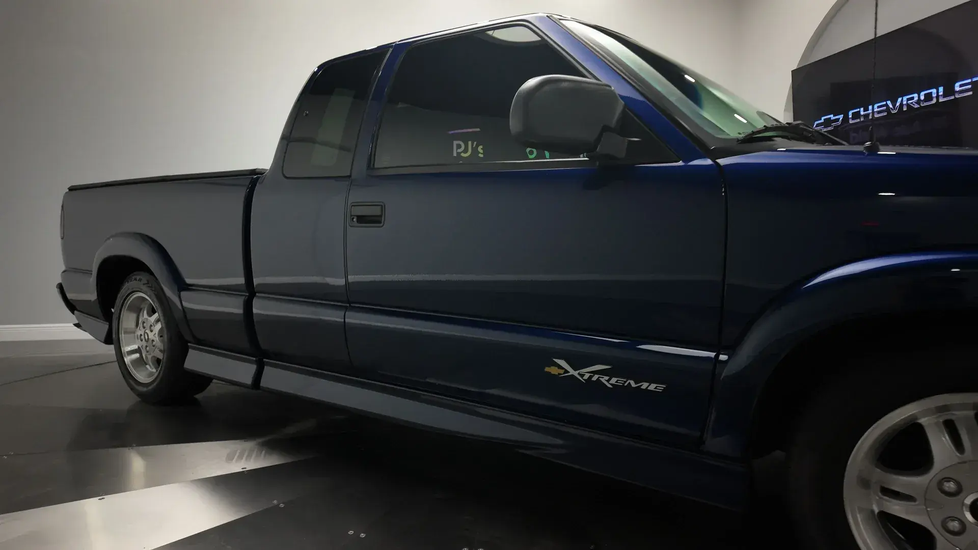 2003 Chevrolet S10 Extended Cab Xtreme Pickup