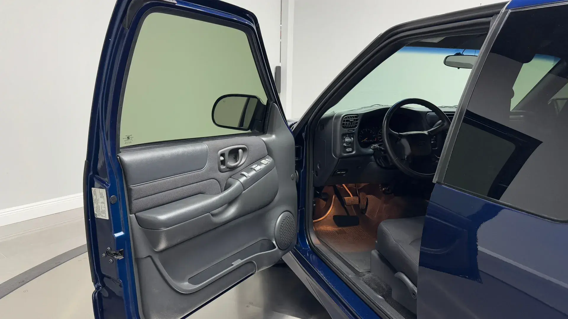 2003 Chevrolet S10 Extended Cab Xtreme Pickup