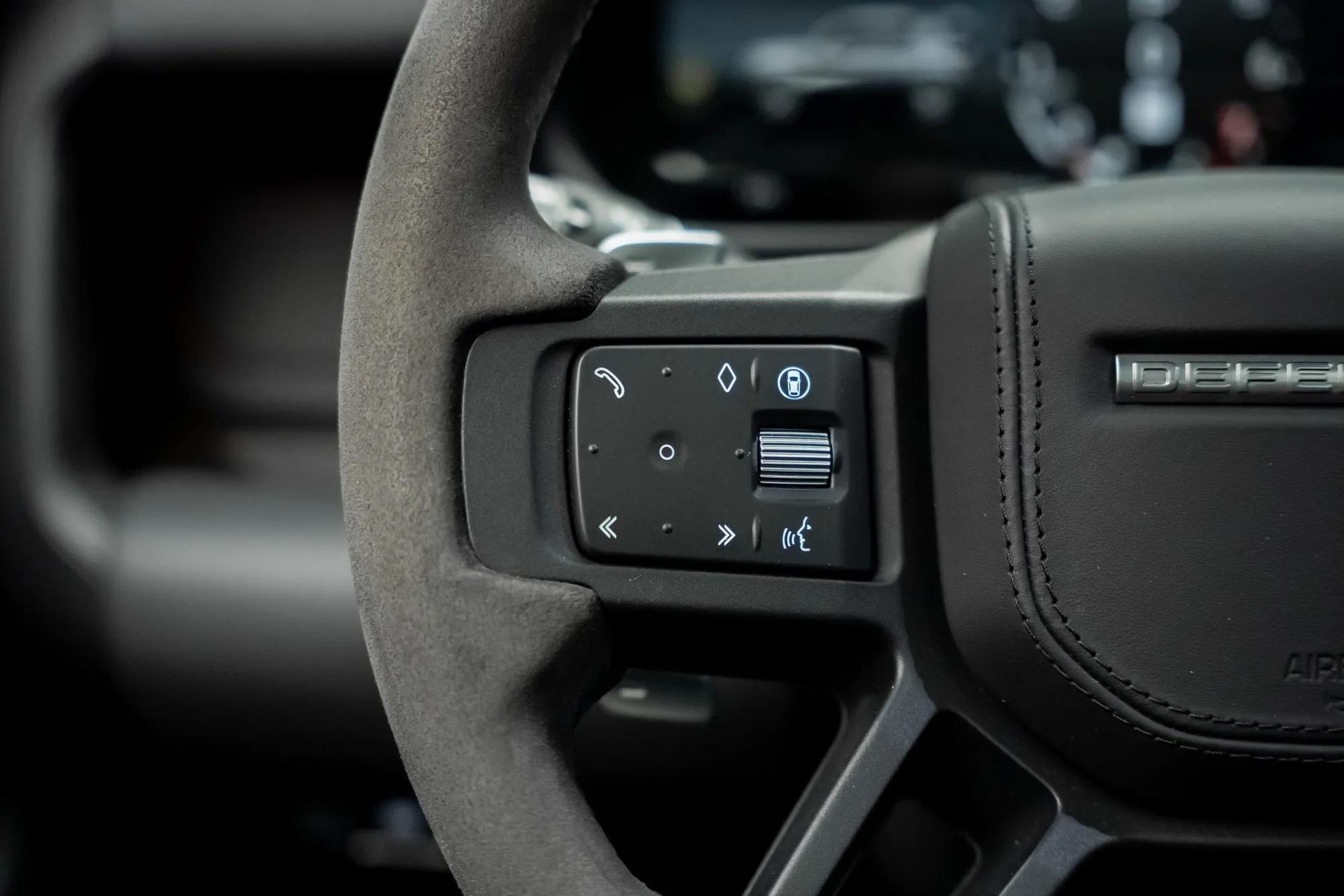 2024 Land Rover Defender 110 Carpathian Edition