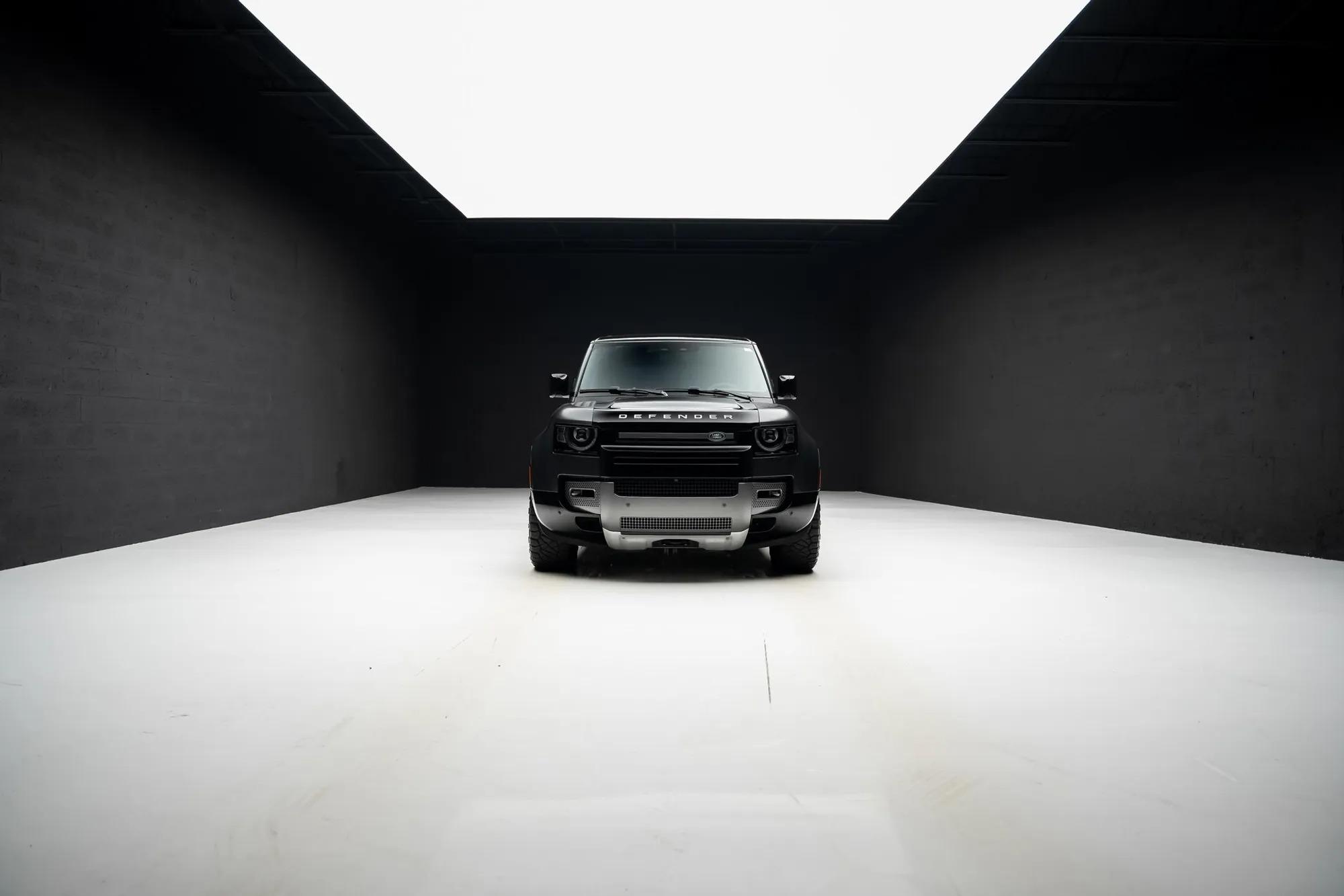 2024 Land Rover Defender 110 Carpathian Edition