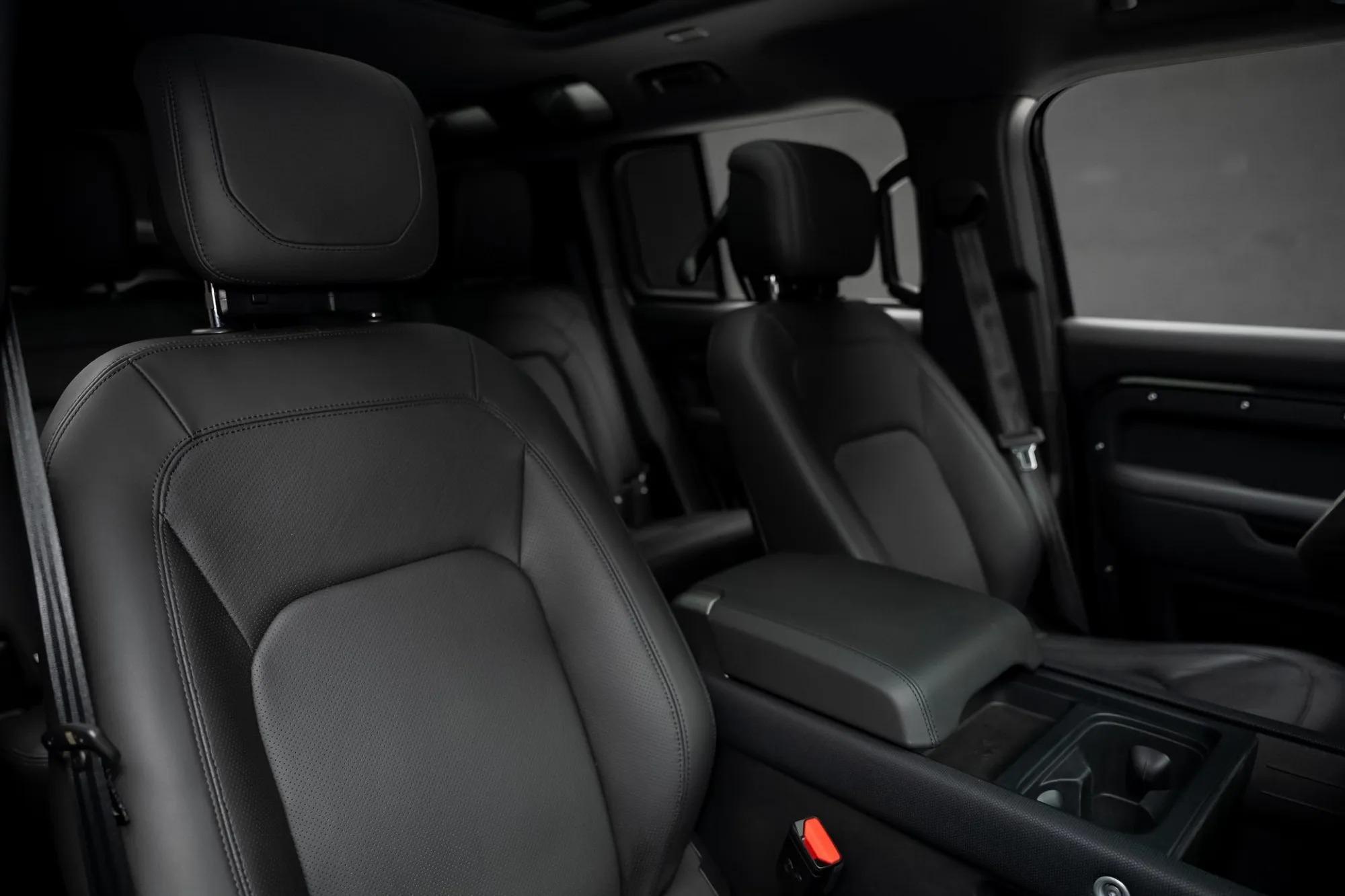 2024 Land Rover Defender 110 Carpathian Edition