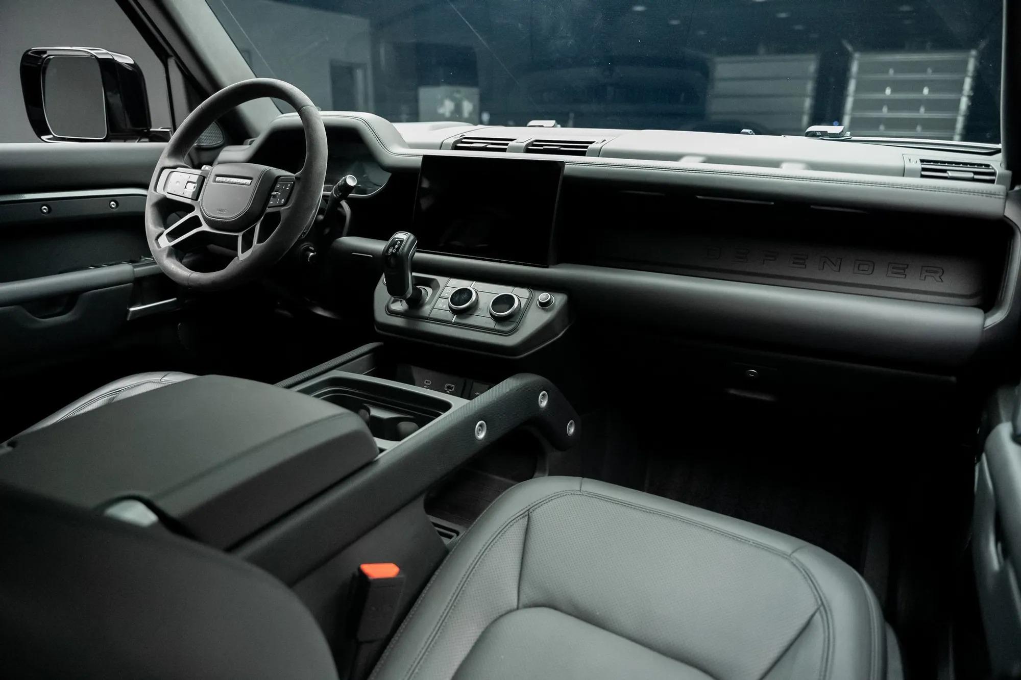 2024 Land Rover Defender 110 Carpathian Edition