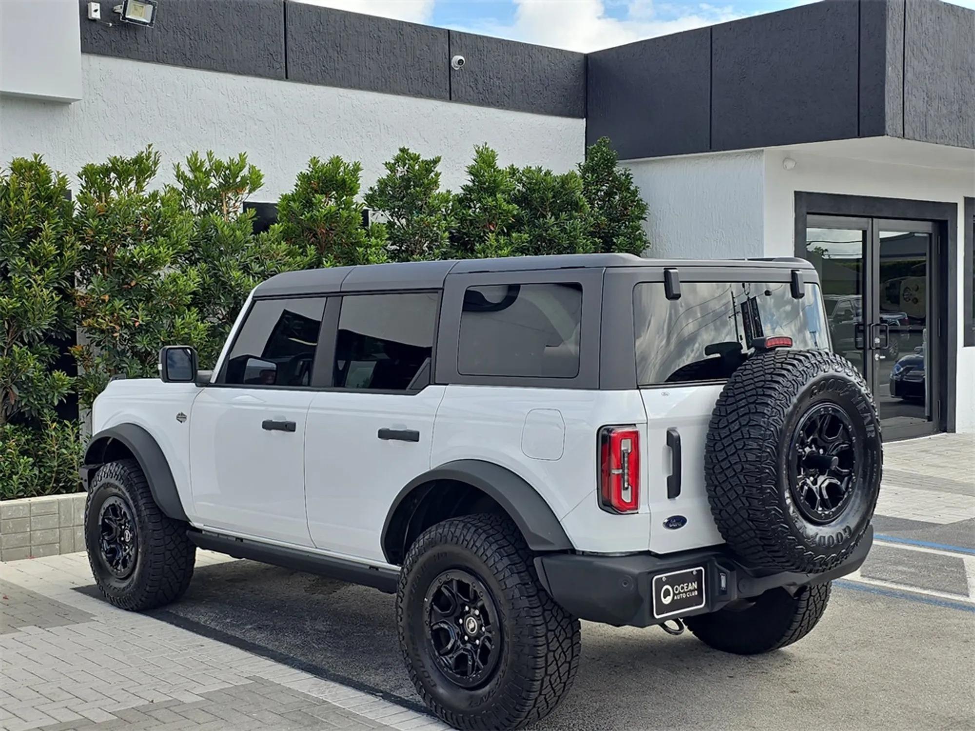 2023 Ford Bronco Wildtrak - 4