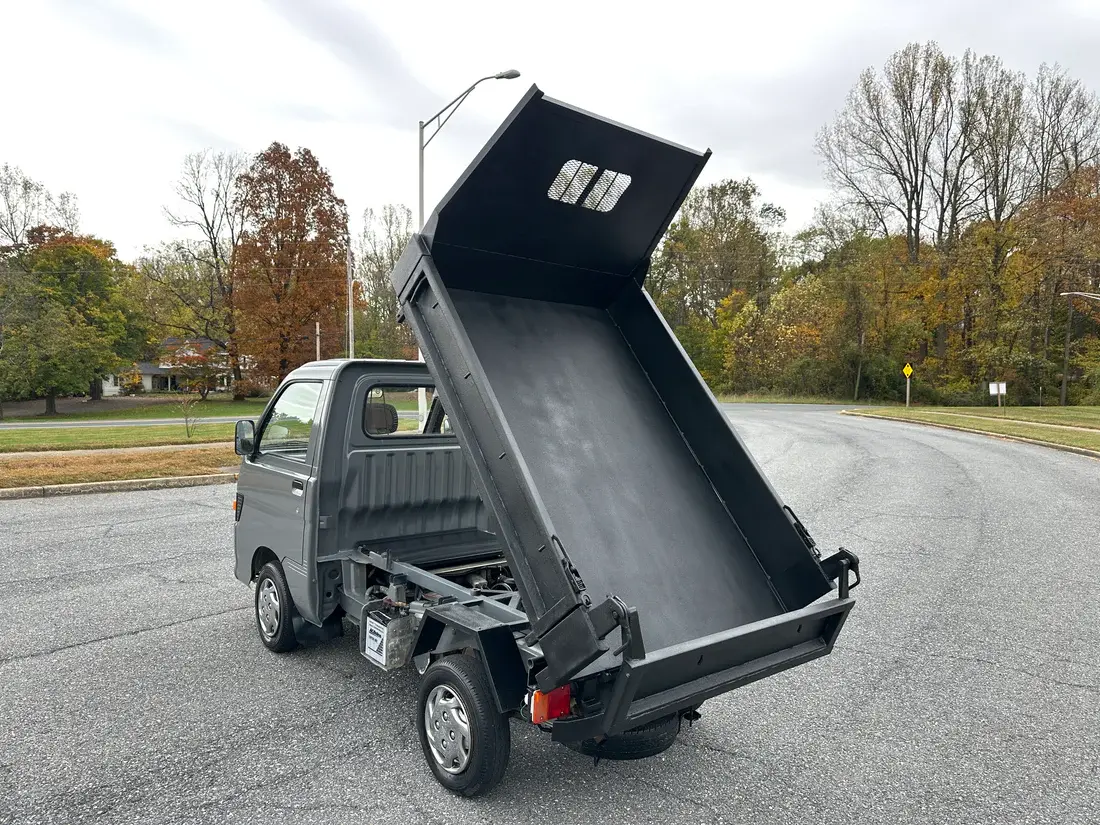 1995 Daihatsu HiJet 4x4 Dump
