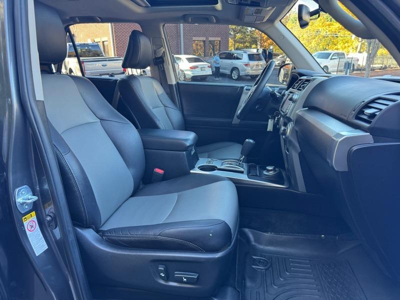 2017 Toyota 4Runner SR5 Premium