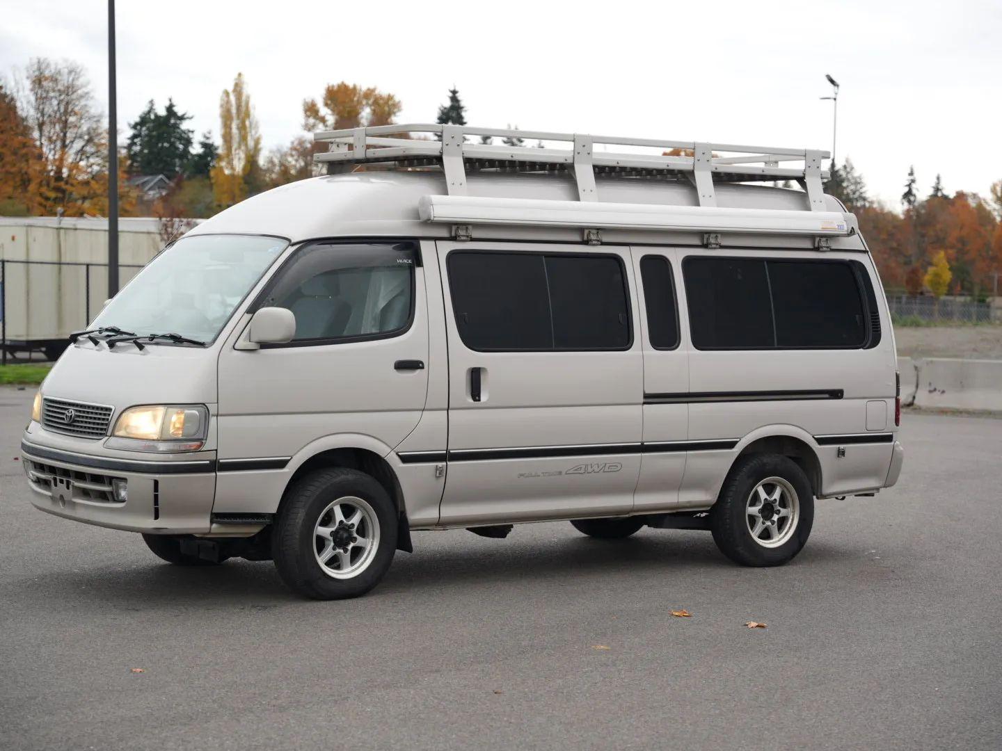1996 Toyota HiAce Camper