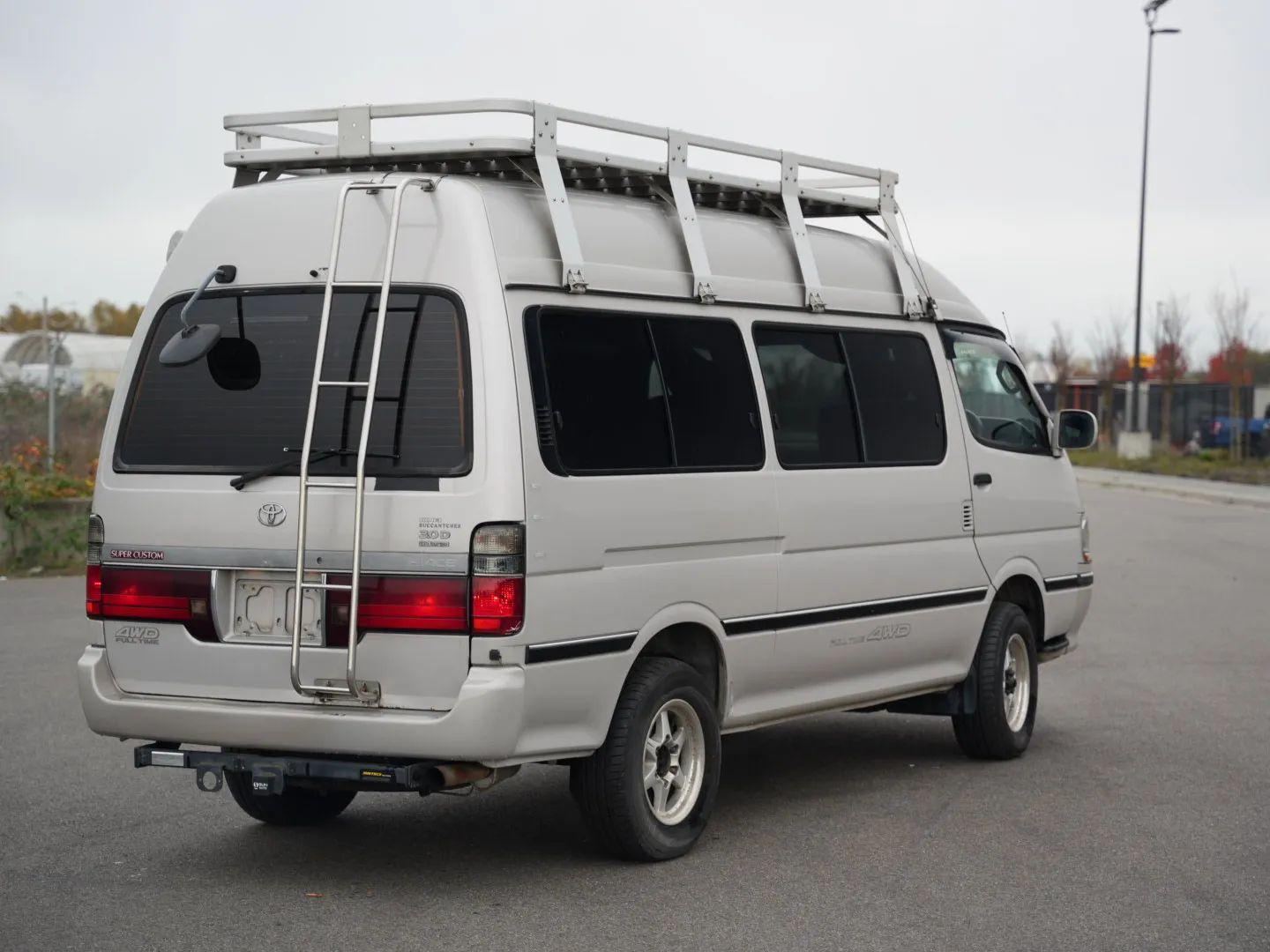 1996 Toyota HiAce Camper