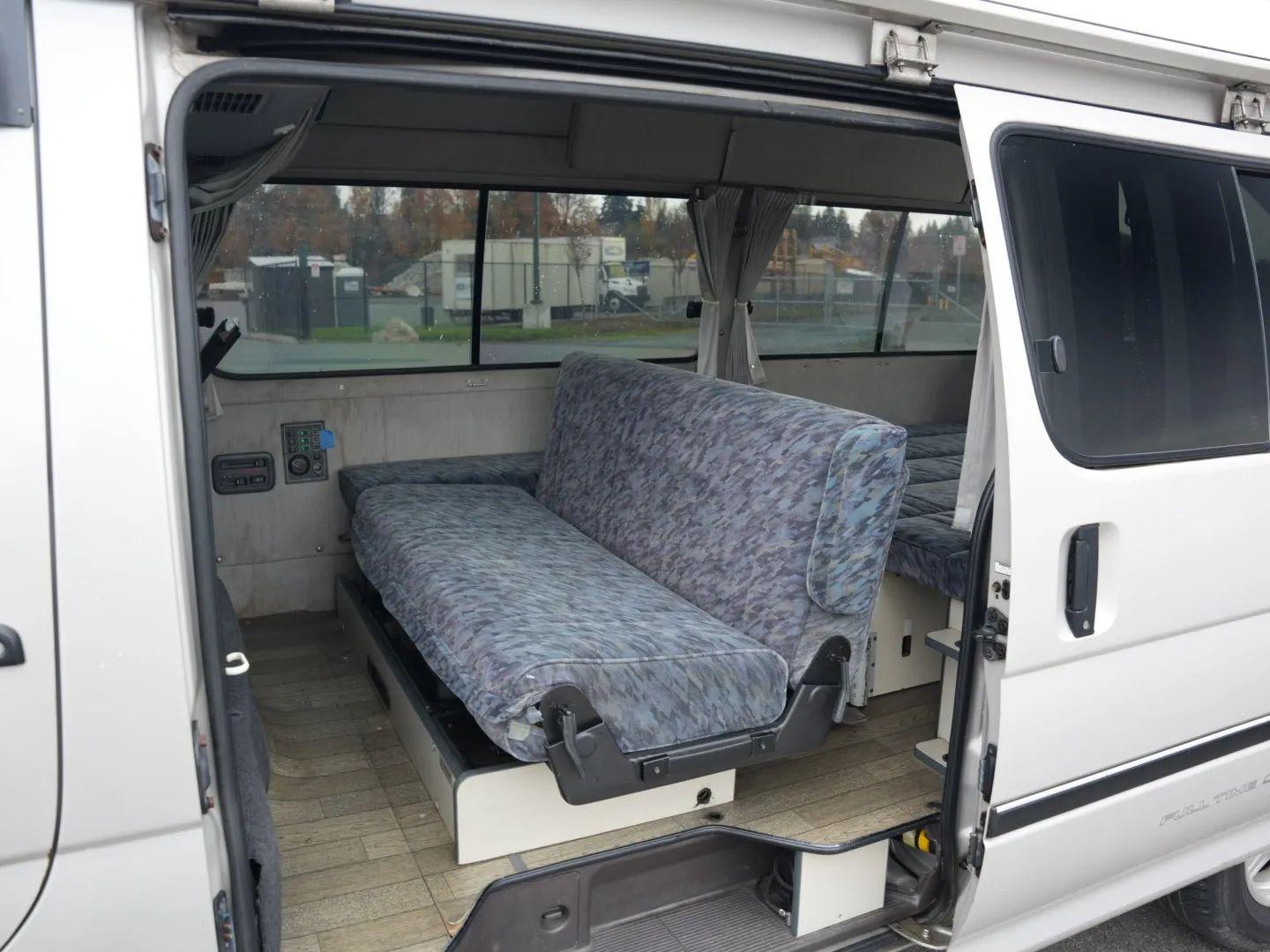 1996 Toyota HiAce Camper