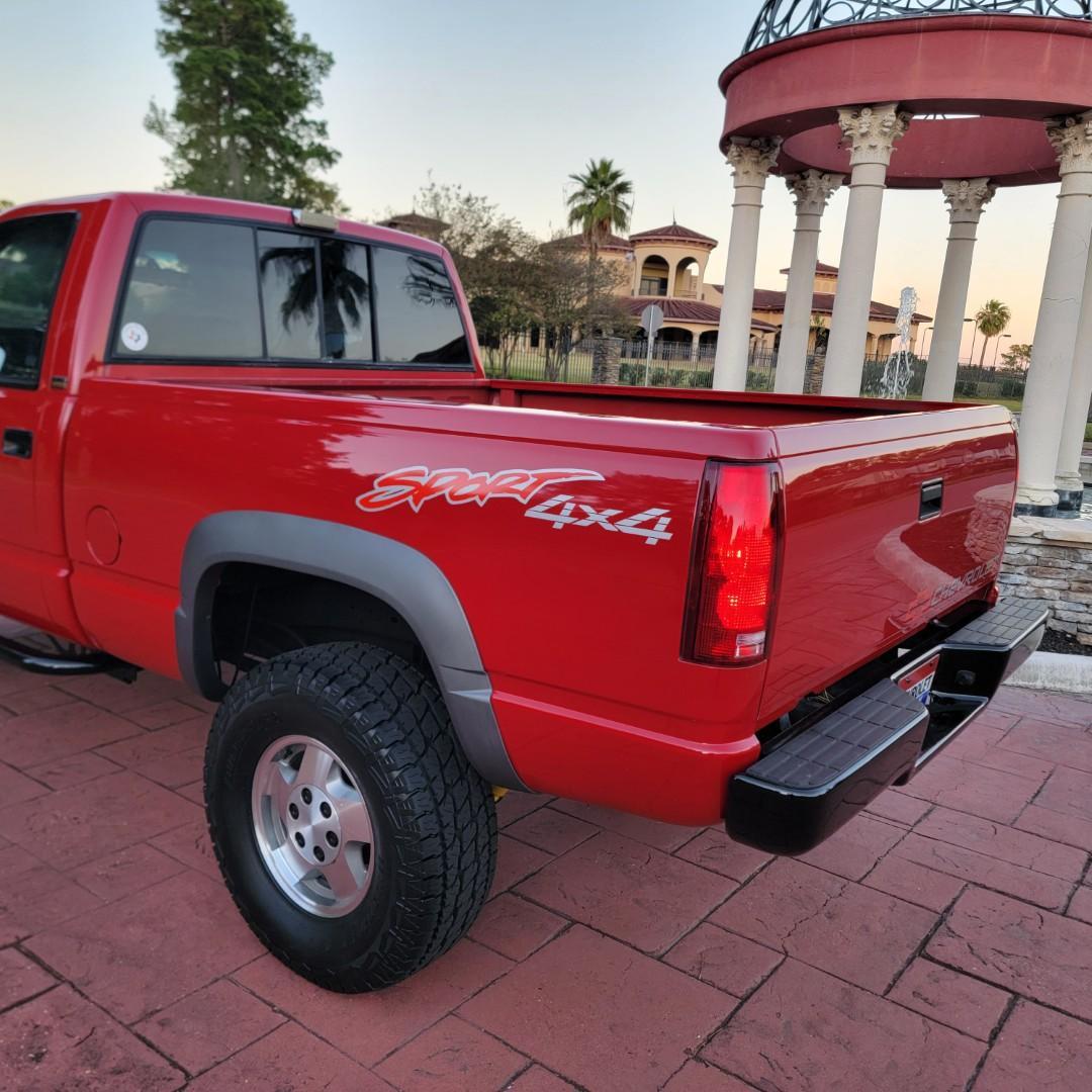 1992 Chevy K1500 4×4 Sport - 4