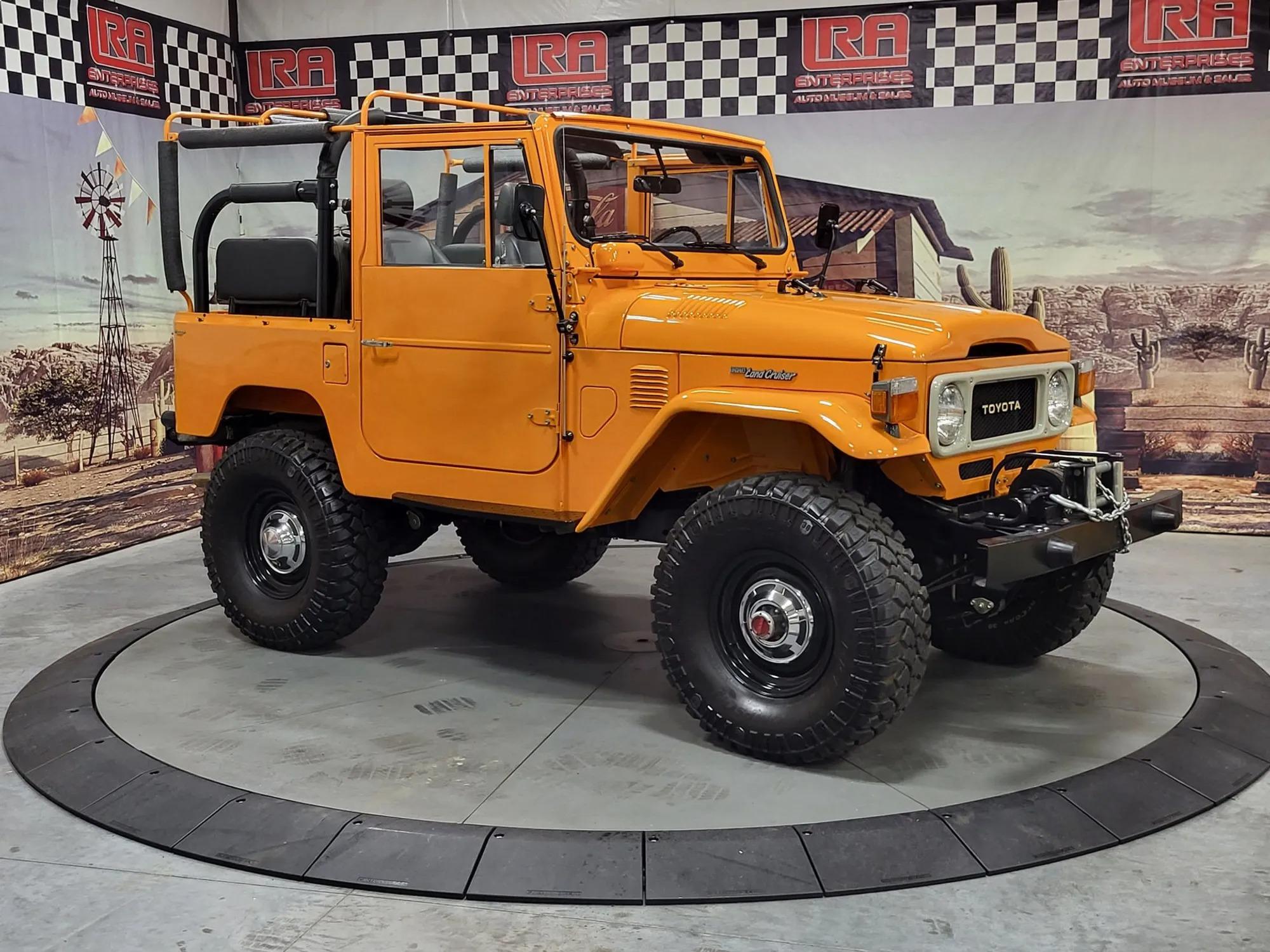 1981 Toyota Land Cruiser FJ40 - 3