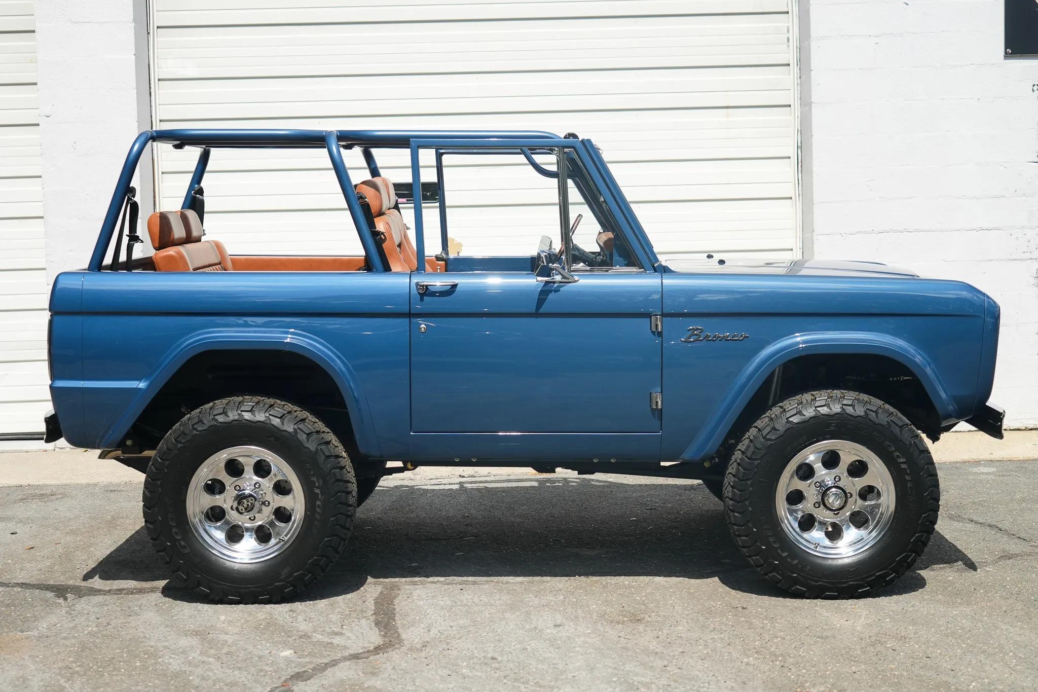 1975 Ford Bronco - 3