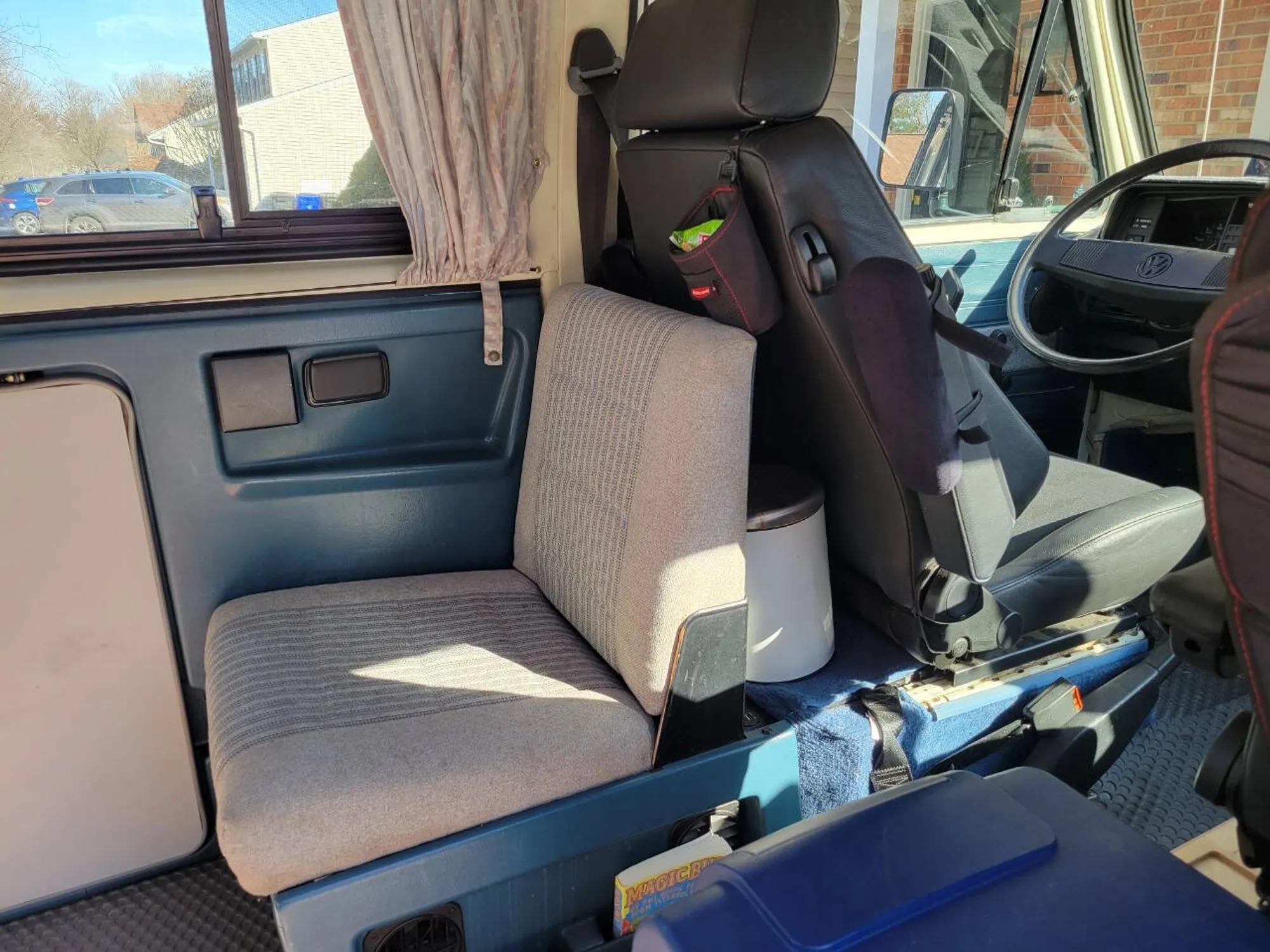 1987 Volkswagen Vanagon Westfalia Weekender