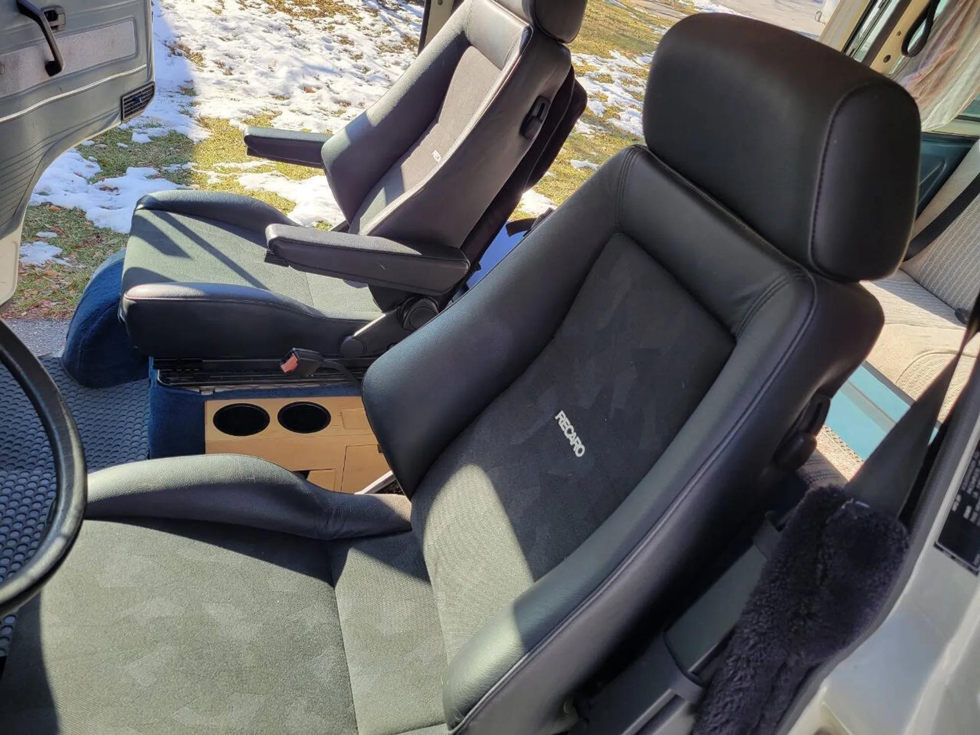 1987 Volkswagen Vanagon Westfalia Weekender