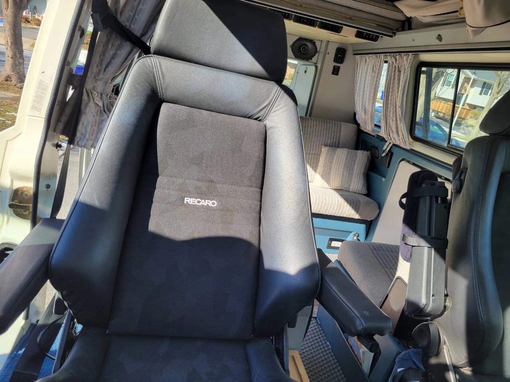 1987 Volkswagen Vanagon Westfalia Weekender