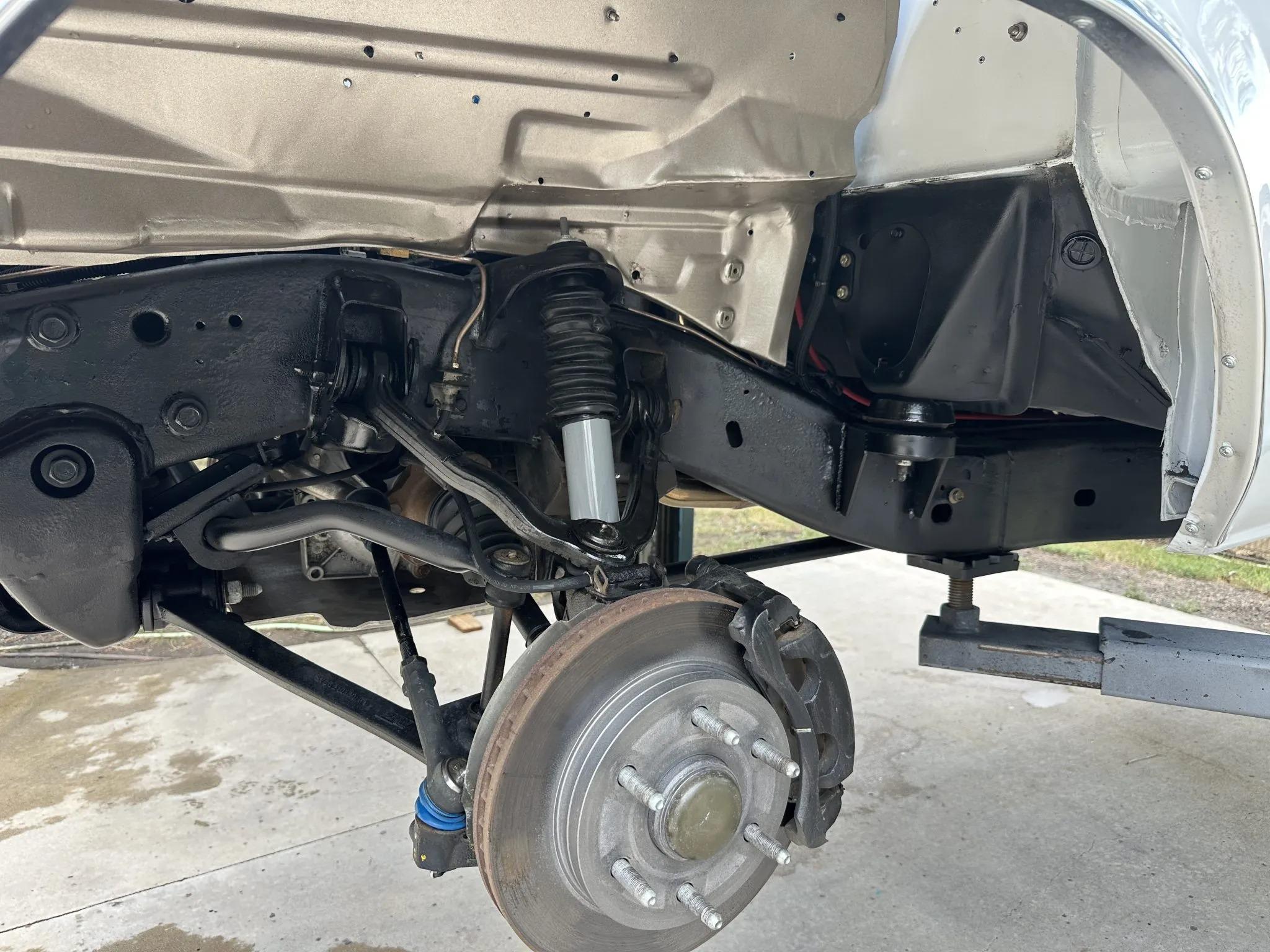 Modified 1975 Ford F-250 SuperCab 4×4