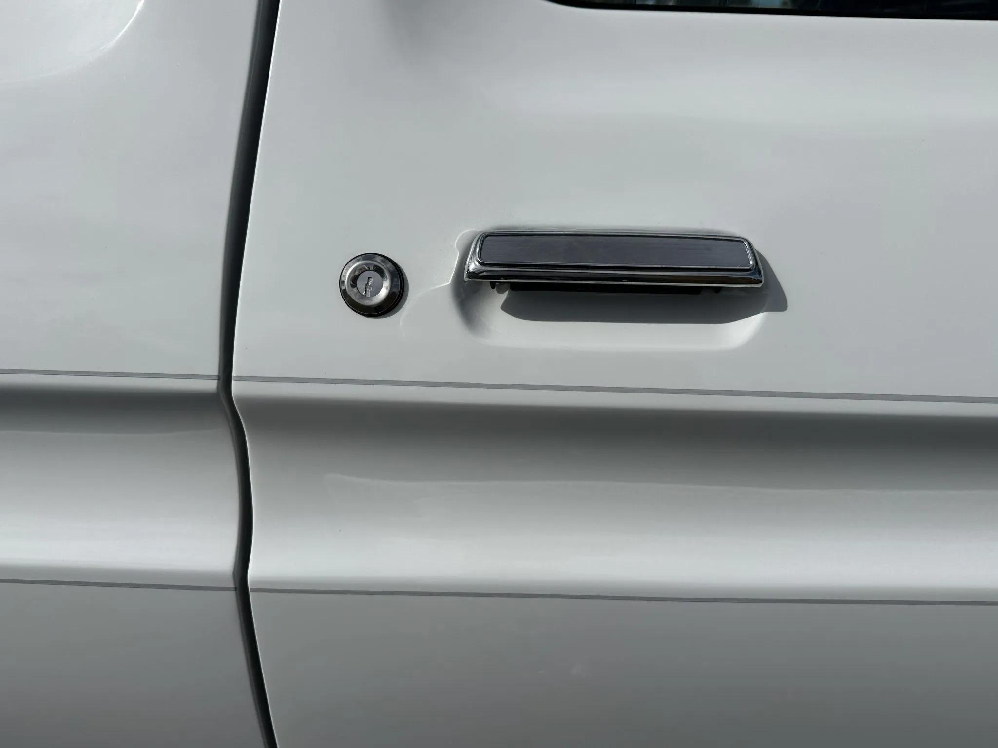 Modified 1975 Ford F-250 SuperCab 4×4