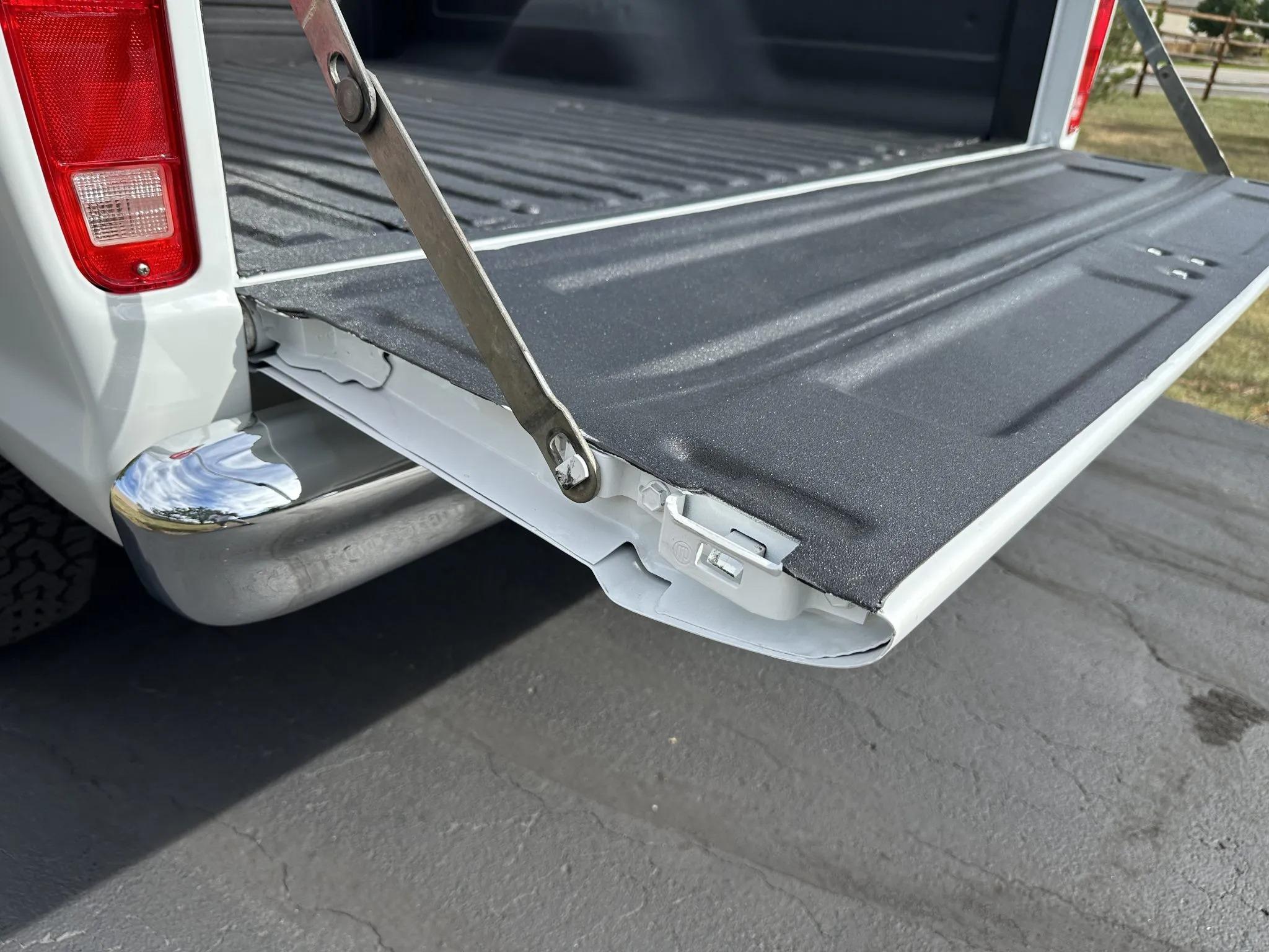 Modified 1975 Ford F-250 SuperCab 4×4