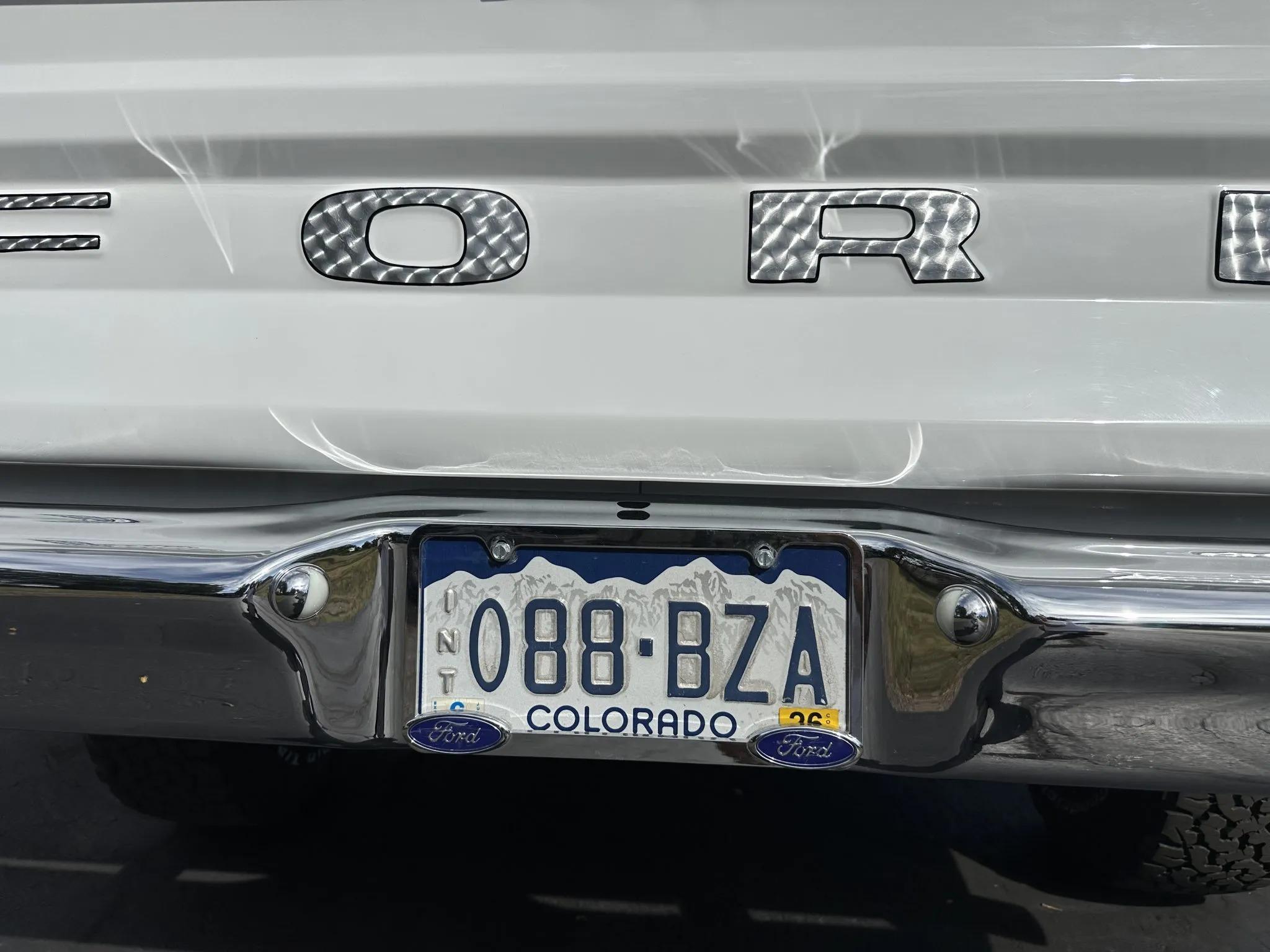 Modified 1975 Ford F-250 SuperCab 4×4