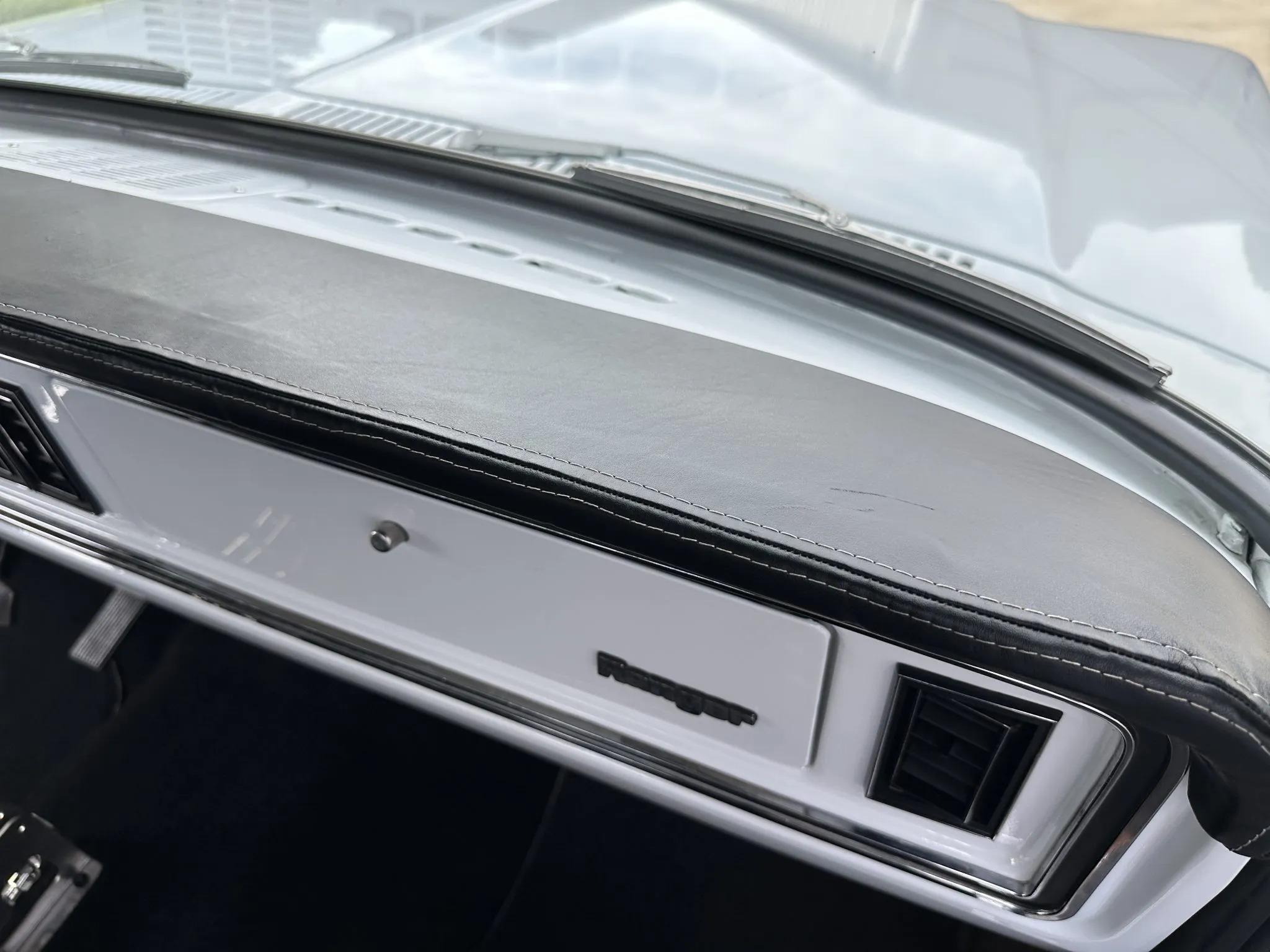 Modified 1975 Ford F-250 SuperCab 4×4