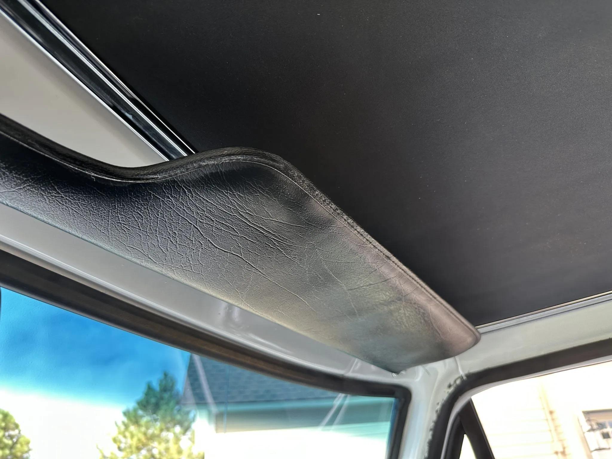 Modified 1975 Ford F-250 SuperCab 4×4