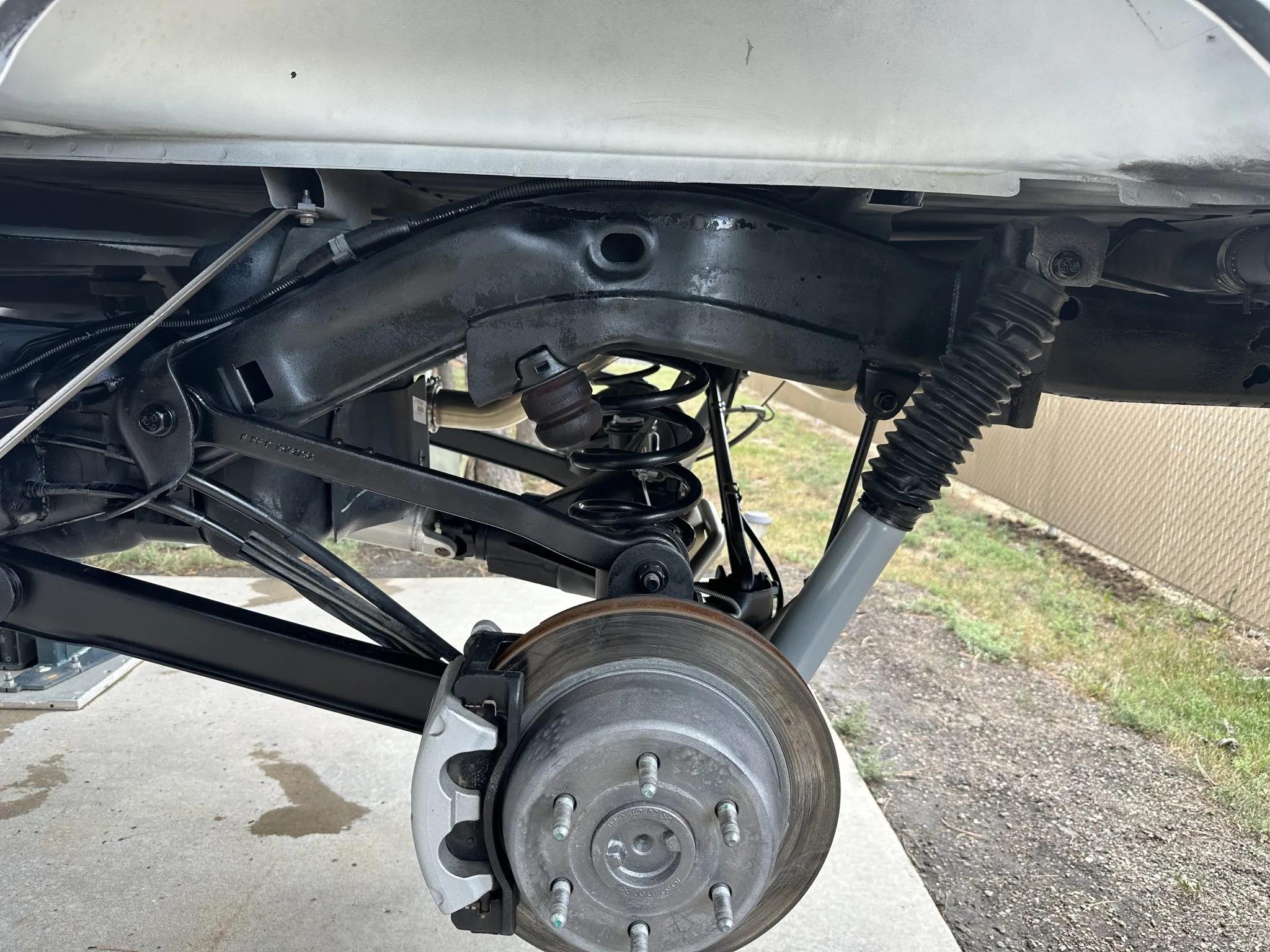 Modified 1975 Ford F-250 SuperCab 4×4