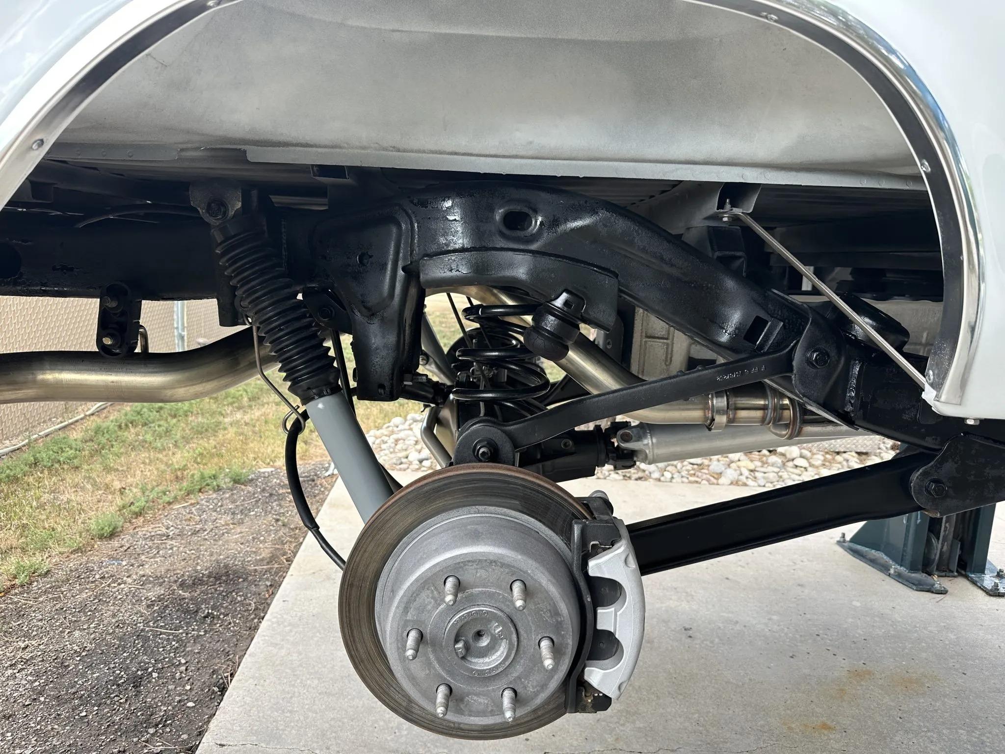 Modified 1975 Ford F-250 SuperCab 4×4