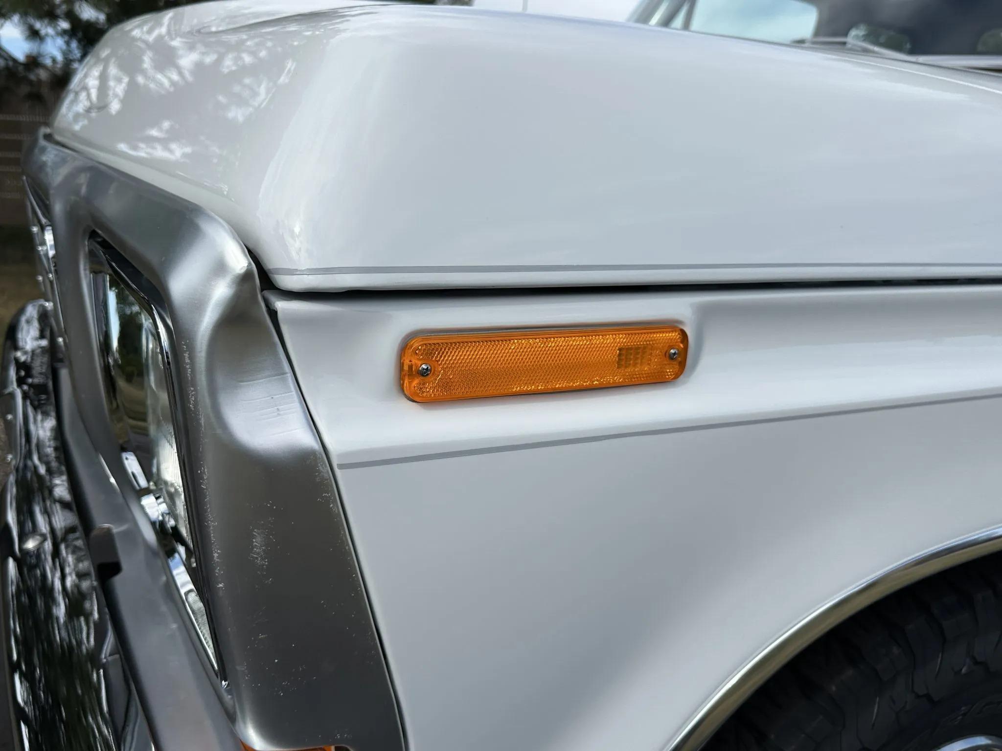 Modified 1975 Ford F-250 SuperCab 4×4