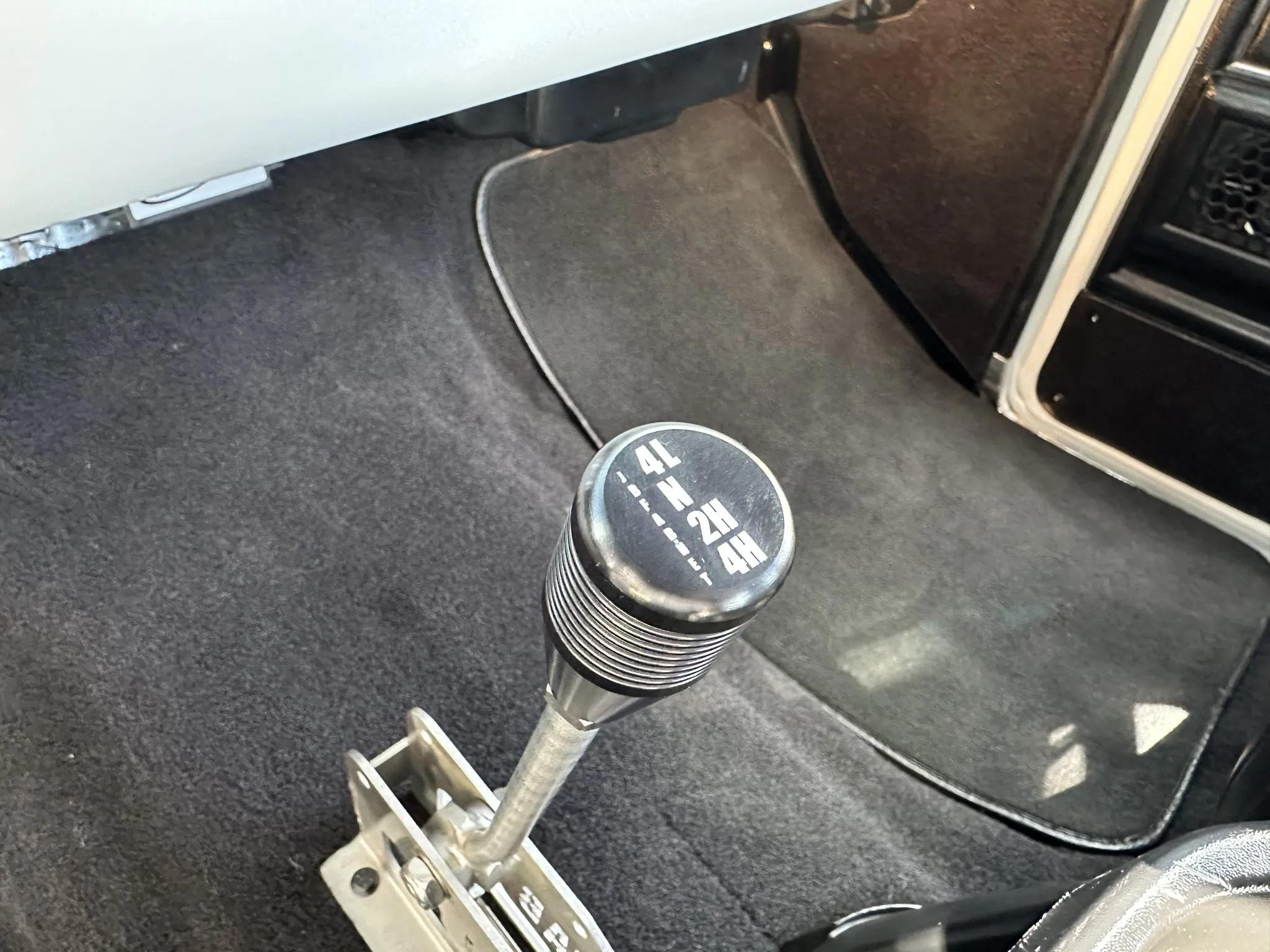 Modified 1975 Ford F-250 SuperCab 4×4