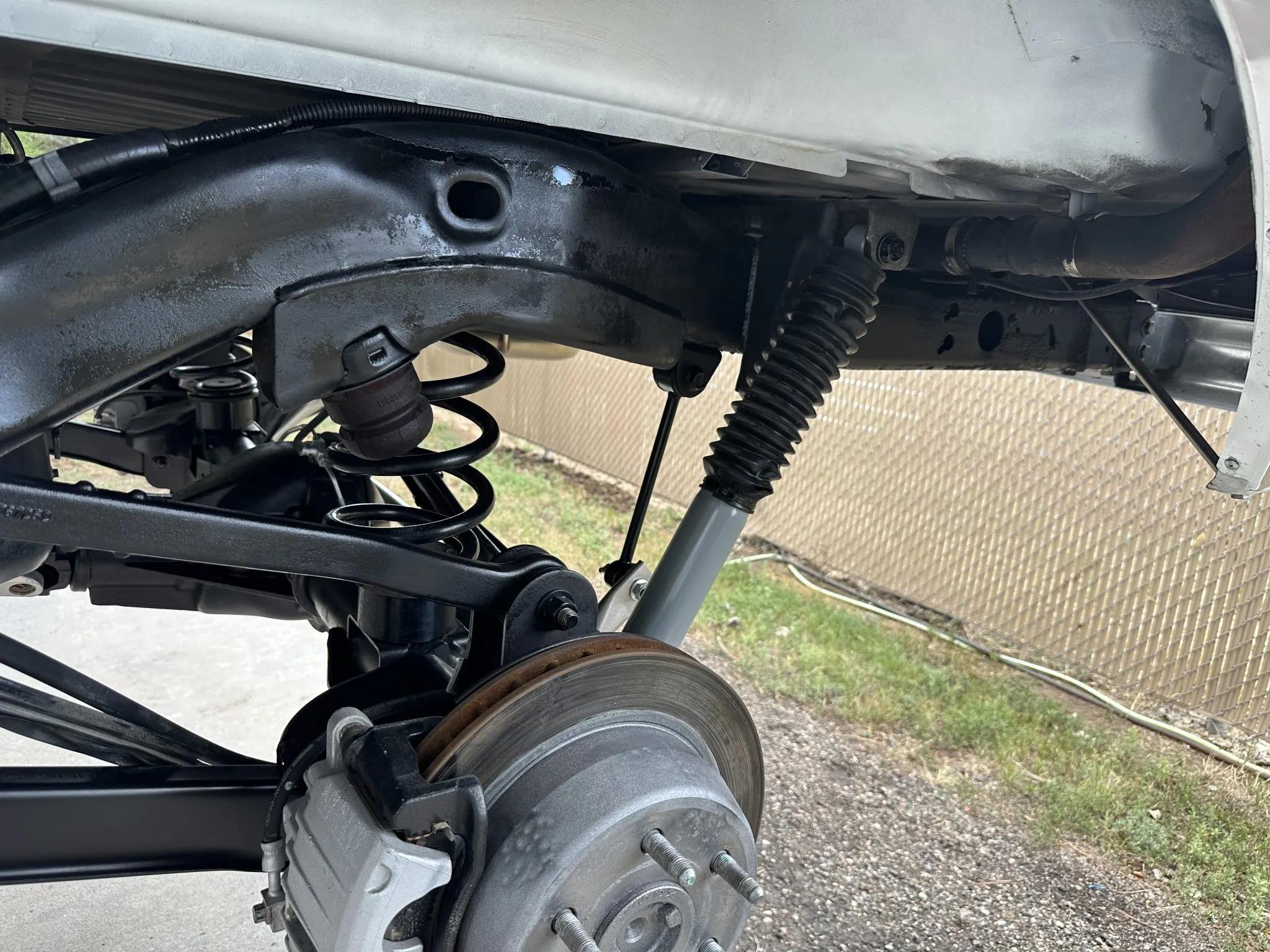 Modified 1975 Ford F-250 SuperCab 4×4