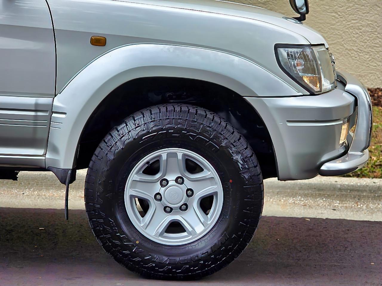 2000 Toyota Land Cruiser Prado TX Limited