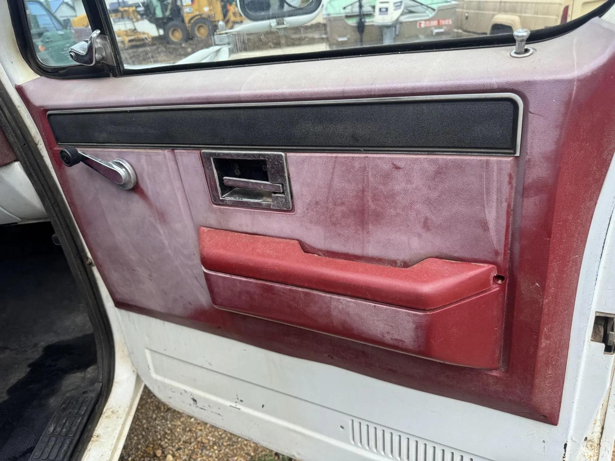 1982 Chevrolet C30 Pickup