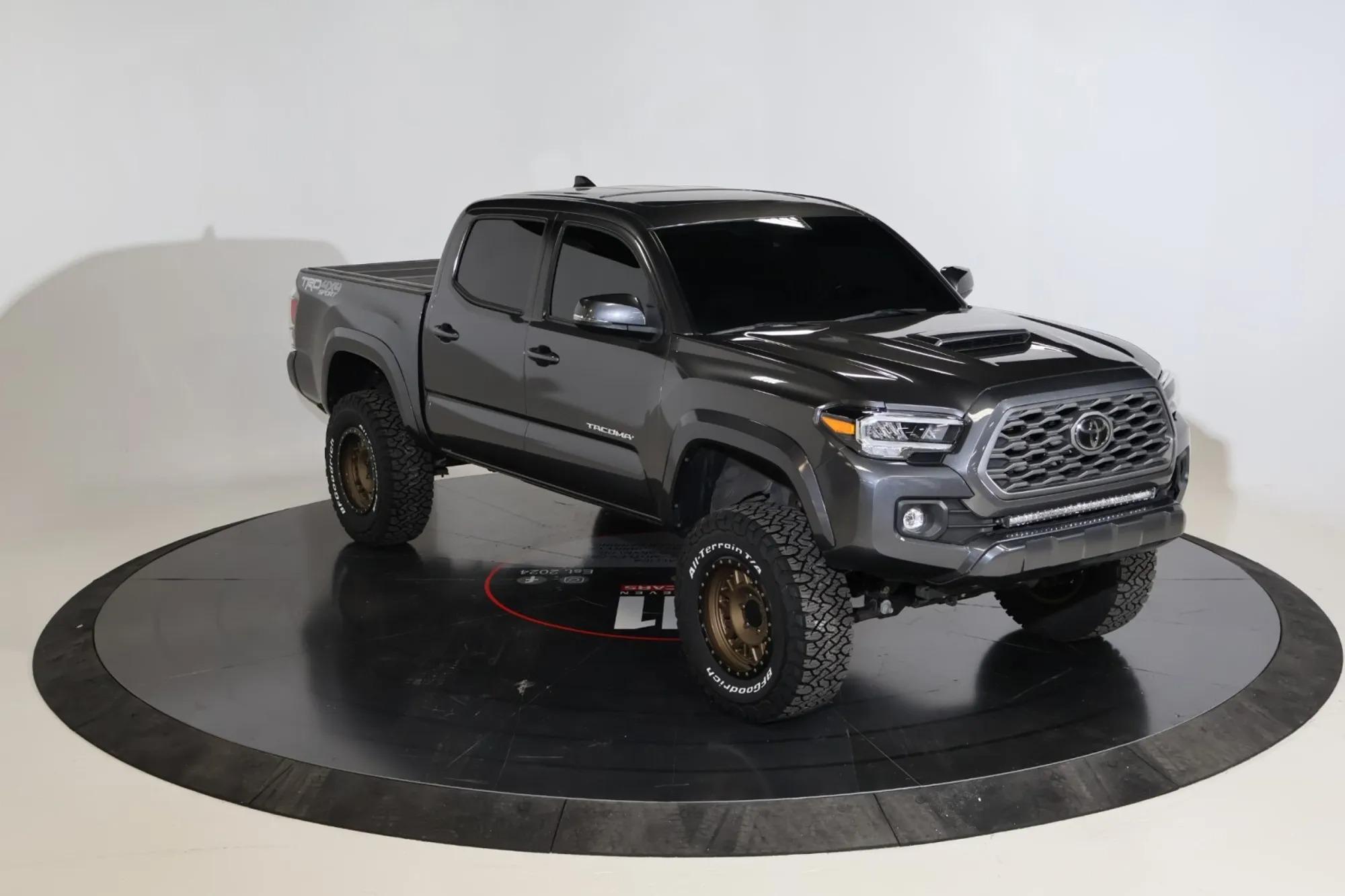 2021 Toyota Tacoma TRD Sport