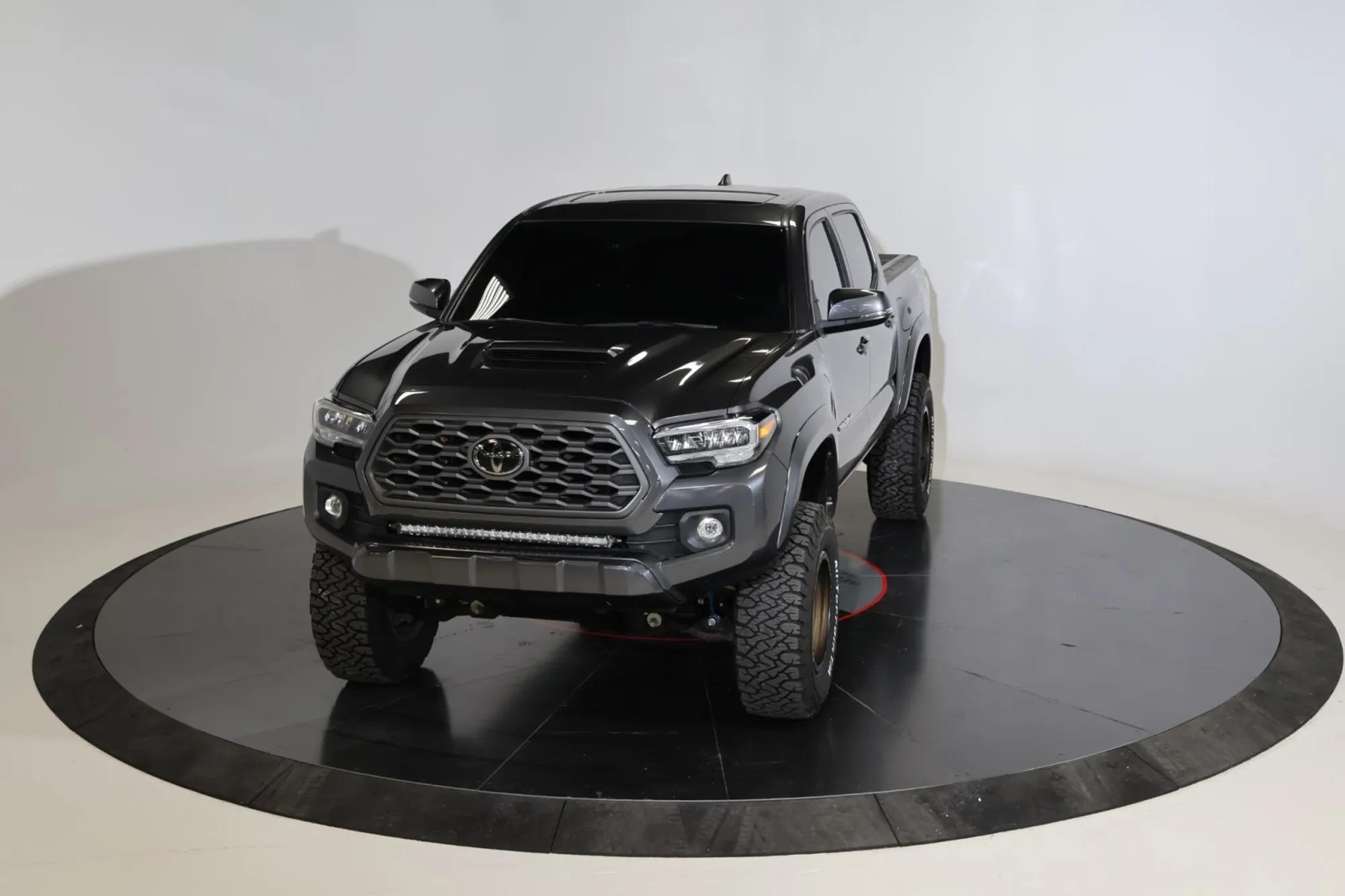 2021 Toyota Tacoma TRD Sport