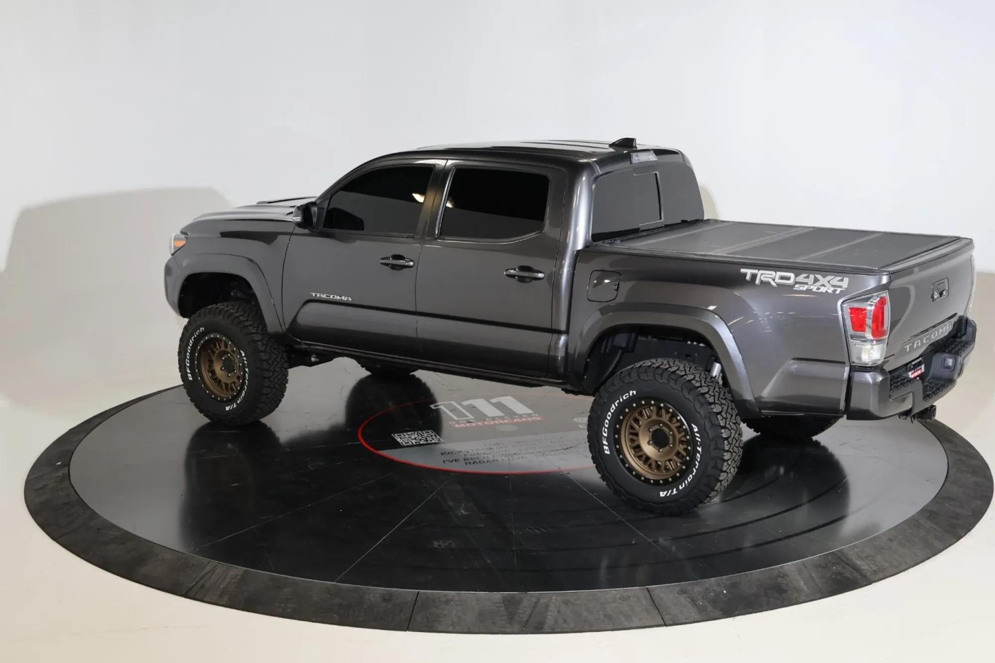 2021 Toyota Tacoma TRD Sport