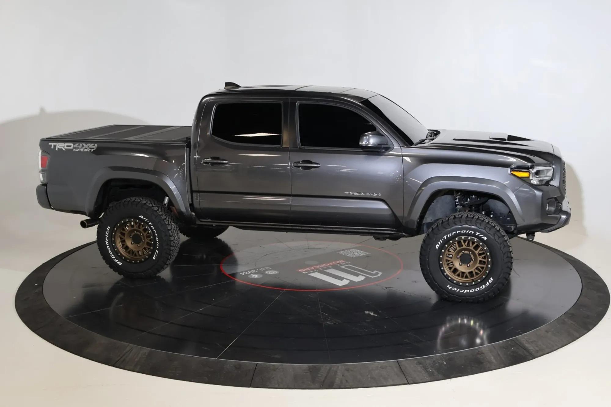 2021 Toyota Tacoma TRD Sport