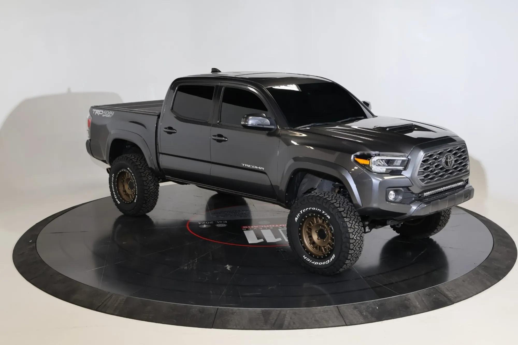 2021 Toyota Tacoma TRD Sport