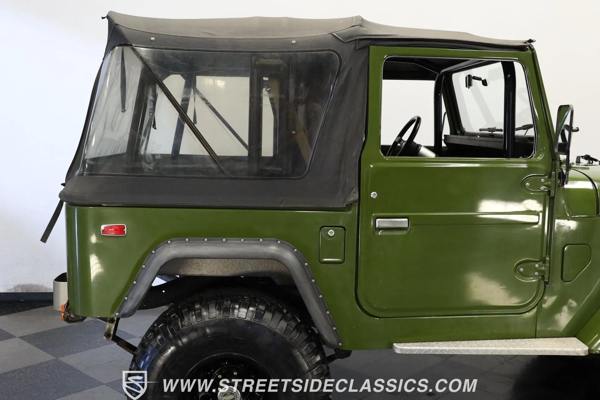 1975 Toyota Land Cruiser FJ40 Restomod