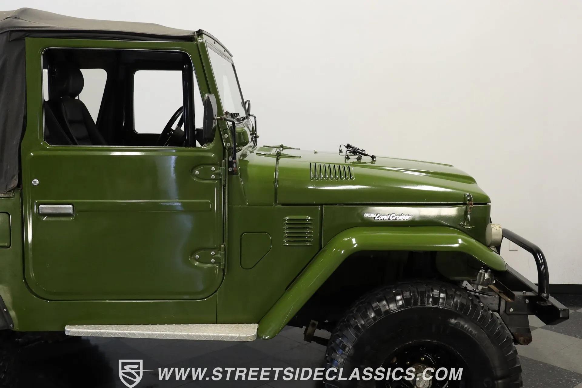 1975 Toyota Land Cruiser FJ40 Restomod