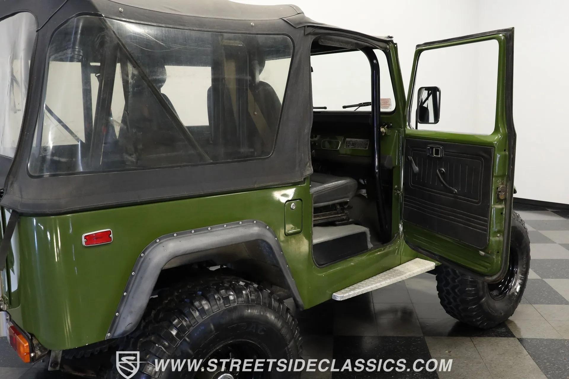 1975 Toyota Land Cruiser FJ40 Restomod