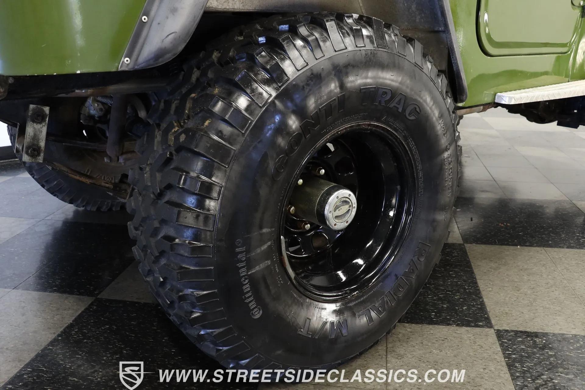 1975 Toyota Land Cruiser FJ40 Restomod