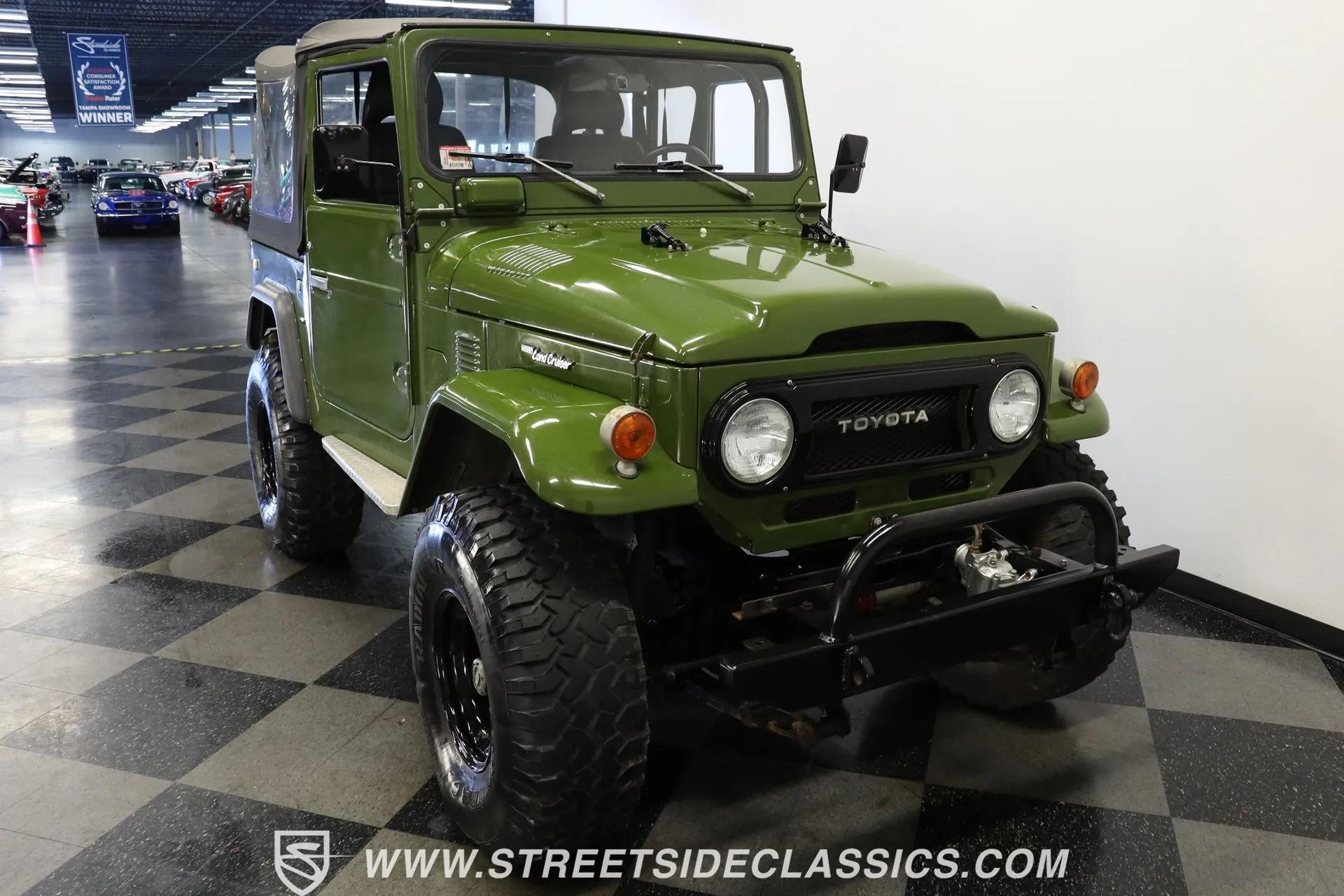 1975 Toyota Land Cruiser FJ40 Restomod