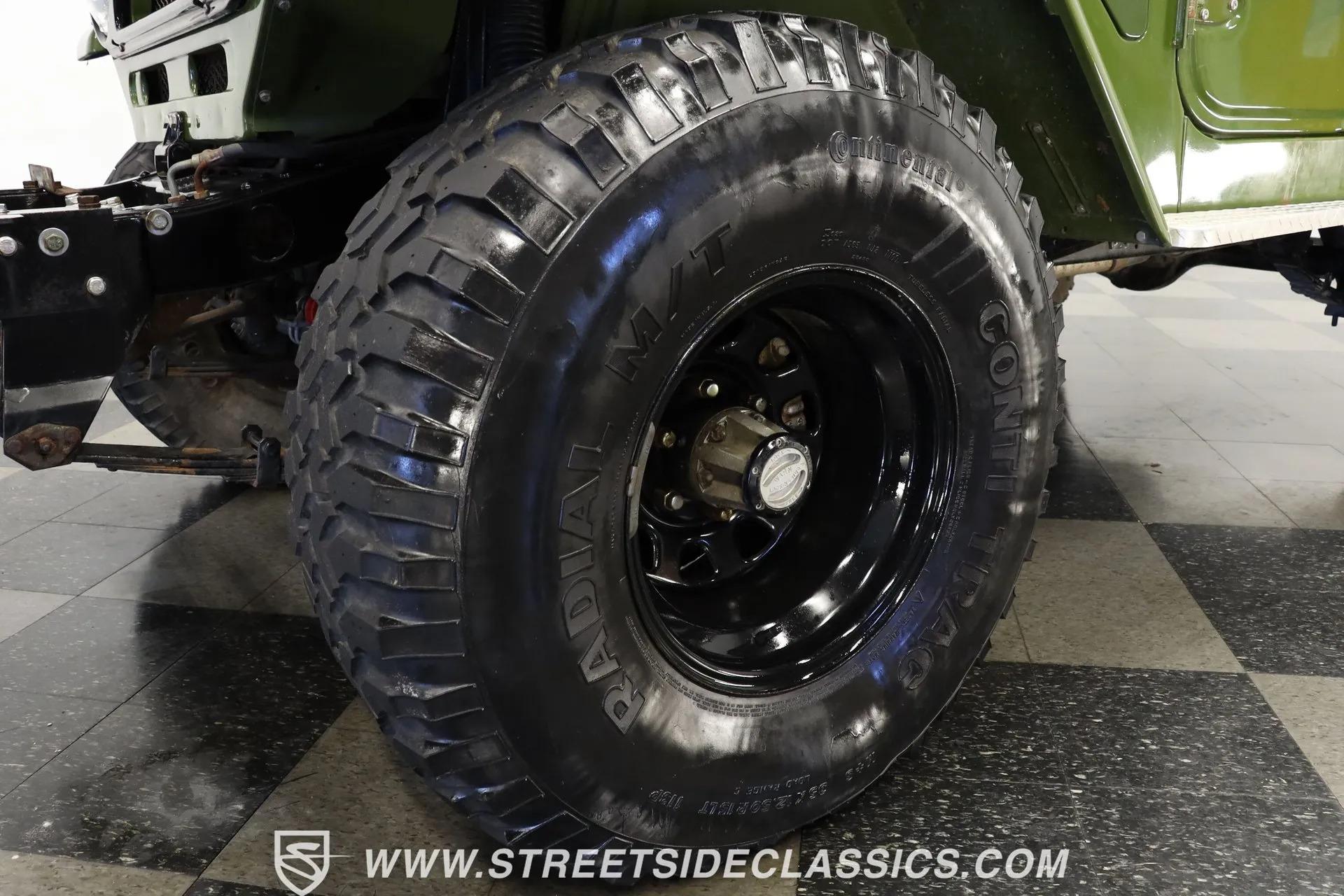 1975 Toyota Land Cruiser FJ40 Restomod