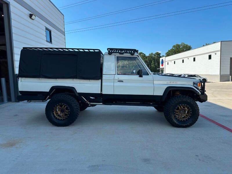 1987 Toyota Land Cruiser HJ75 - 2