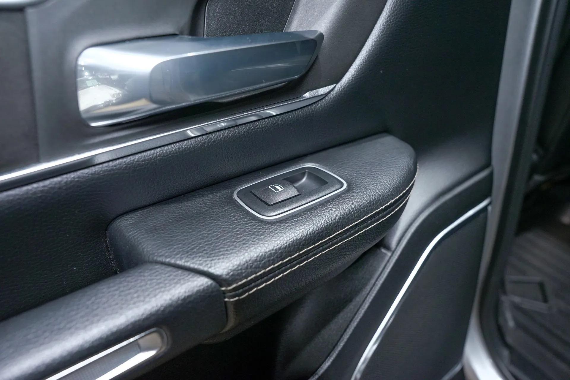 2021 Dodge Ram 1500 Laramie "Hell Horn"