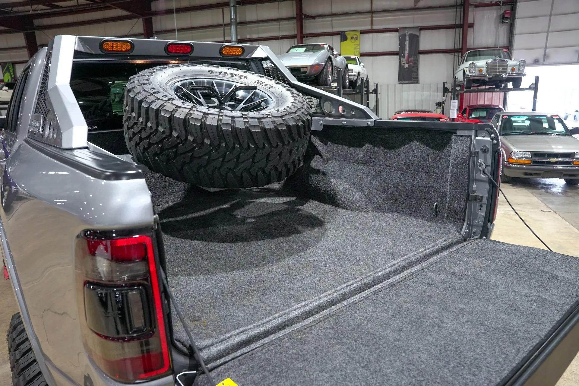 2021 Dodge Ram 1500 Laramie "Hell Horn"