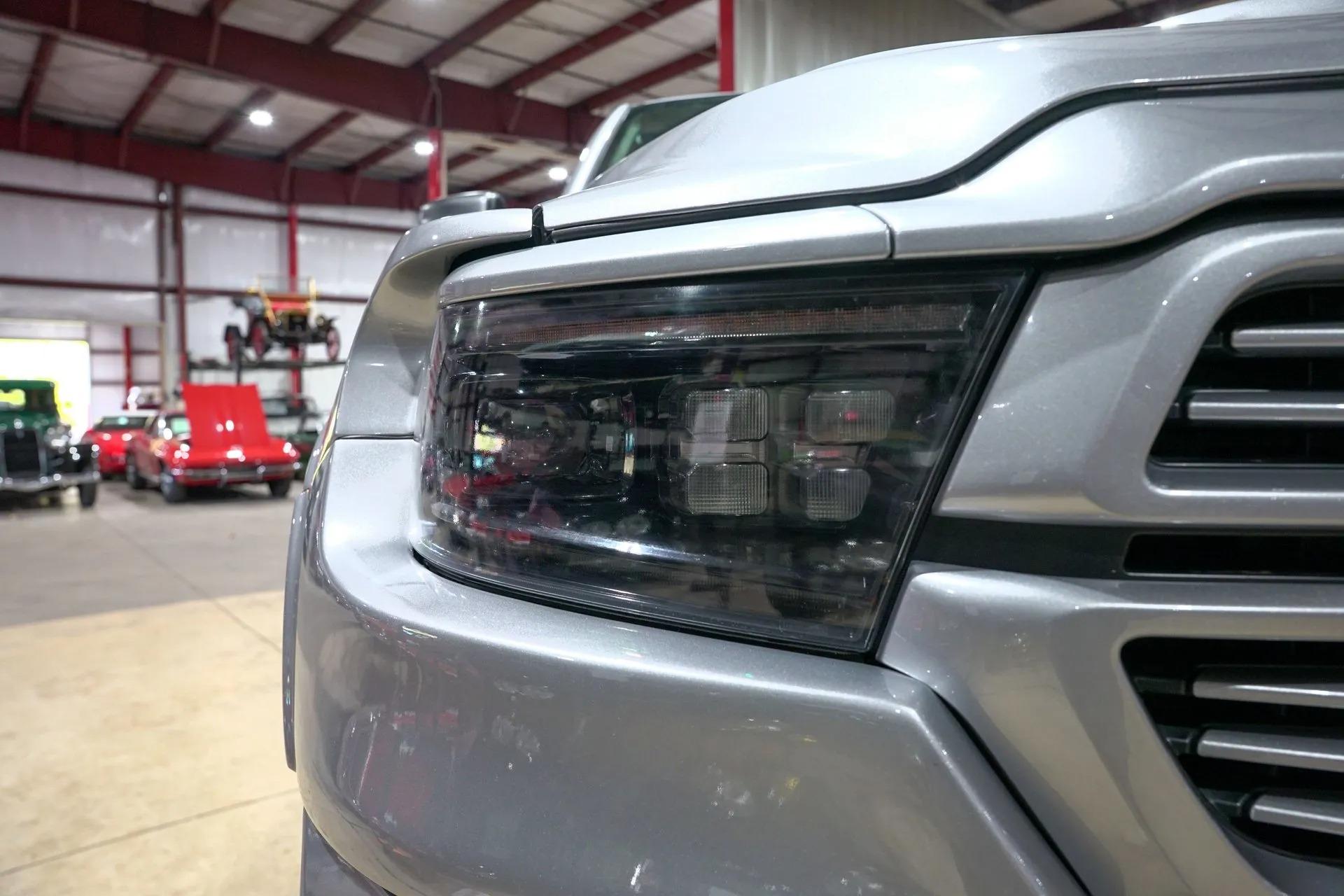 2021 Dodge Ram 1500 Laramie "Hell Horn"