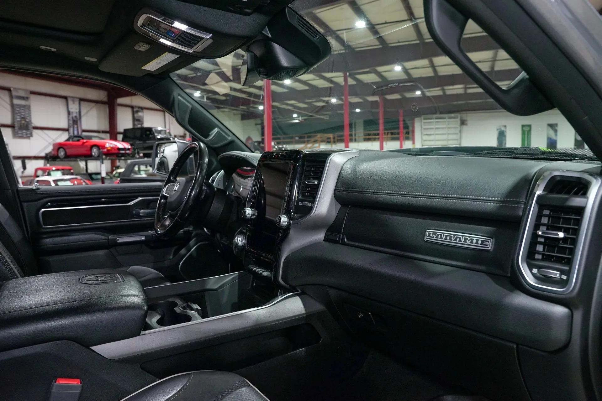 2021 Dodge Ram 1500 Laramie "Hell Horn"