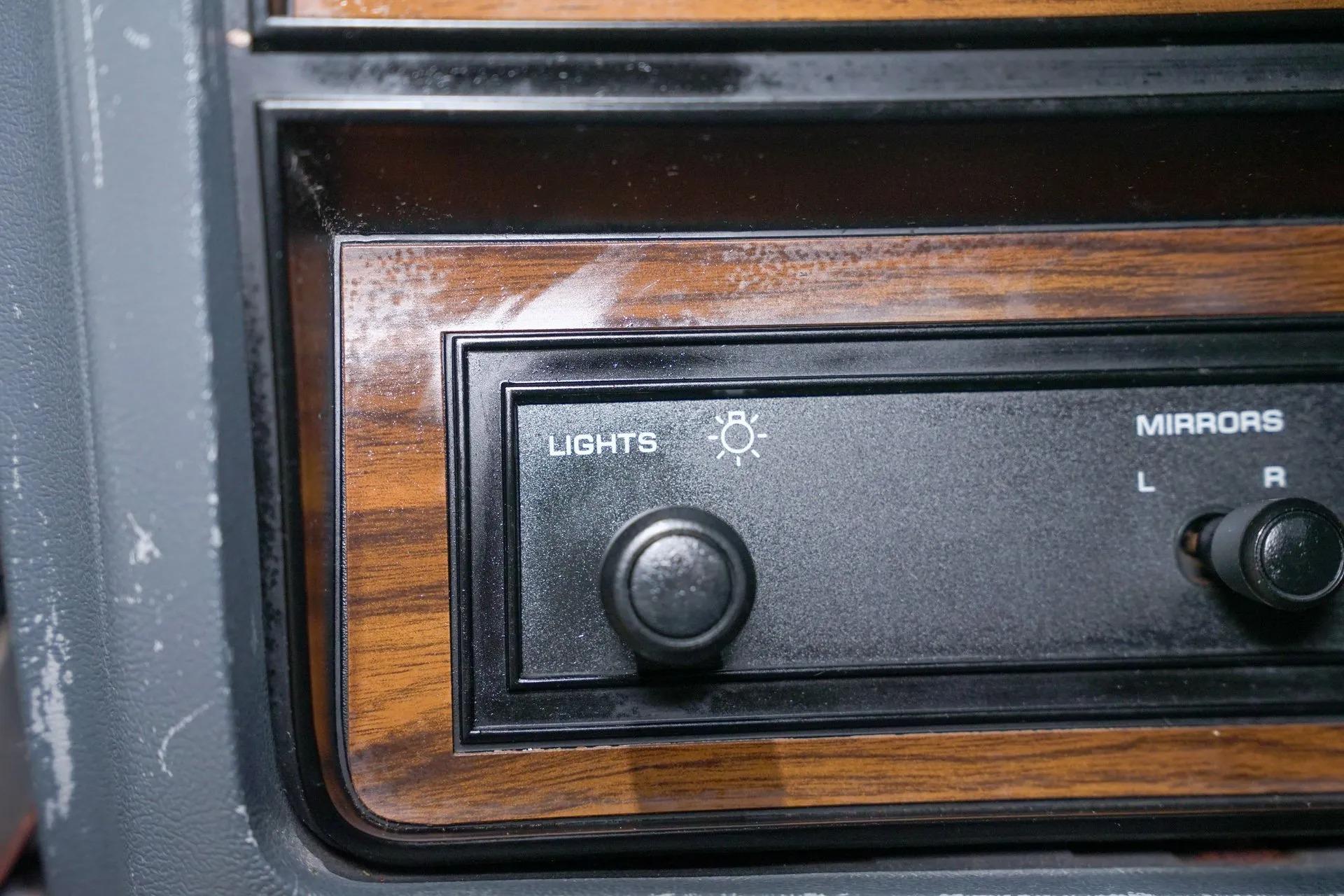 1992 Dodge Ram W250 LE