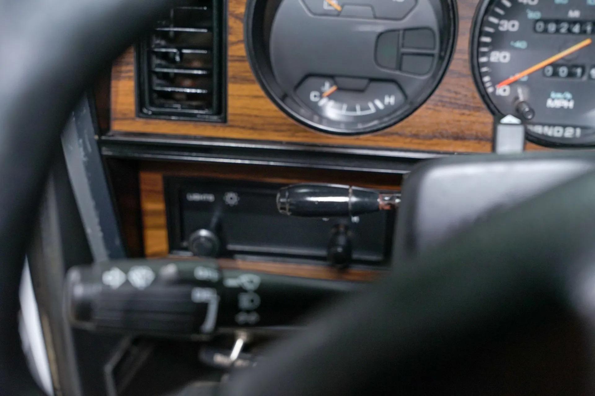 1992 Dodge Ram W250 LE